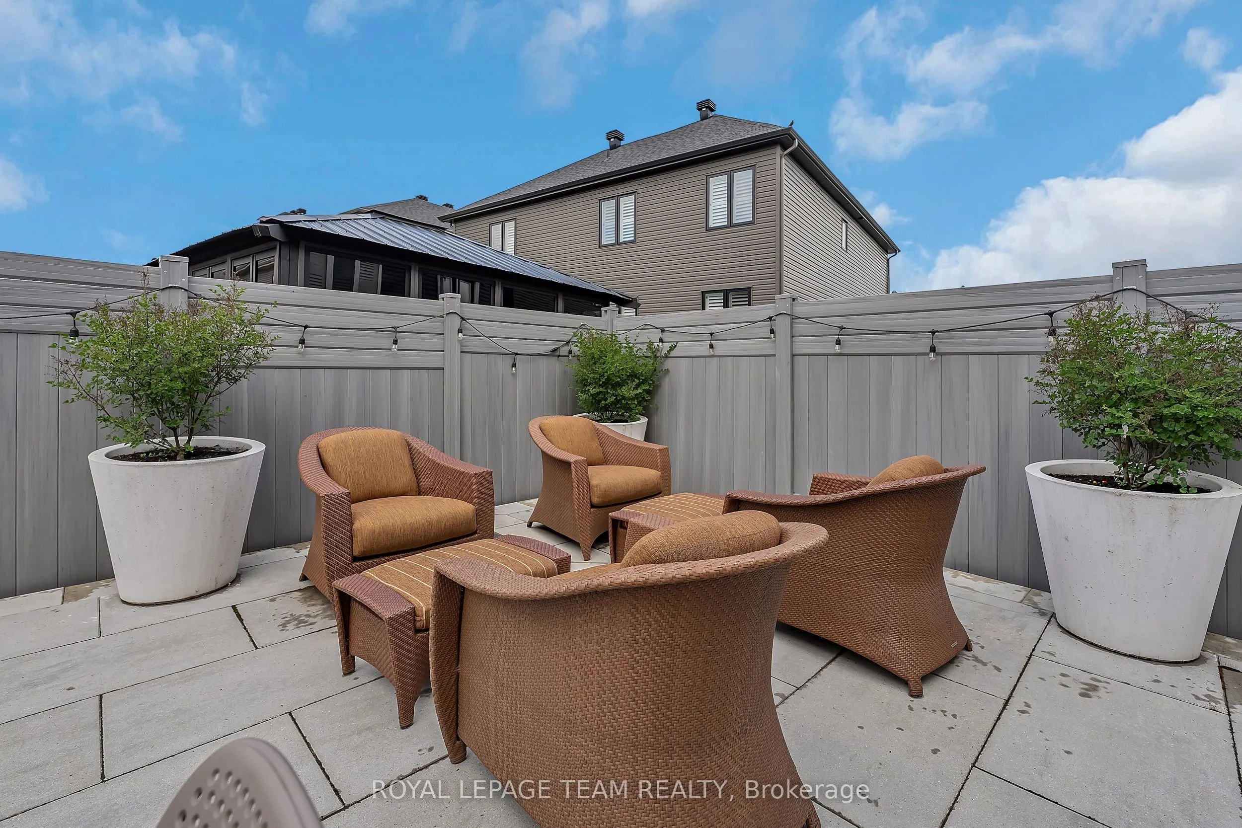 726 Coast Circle