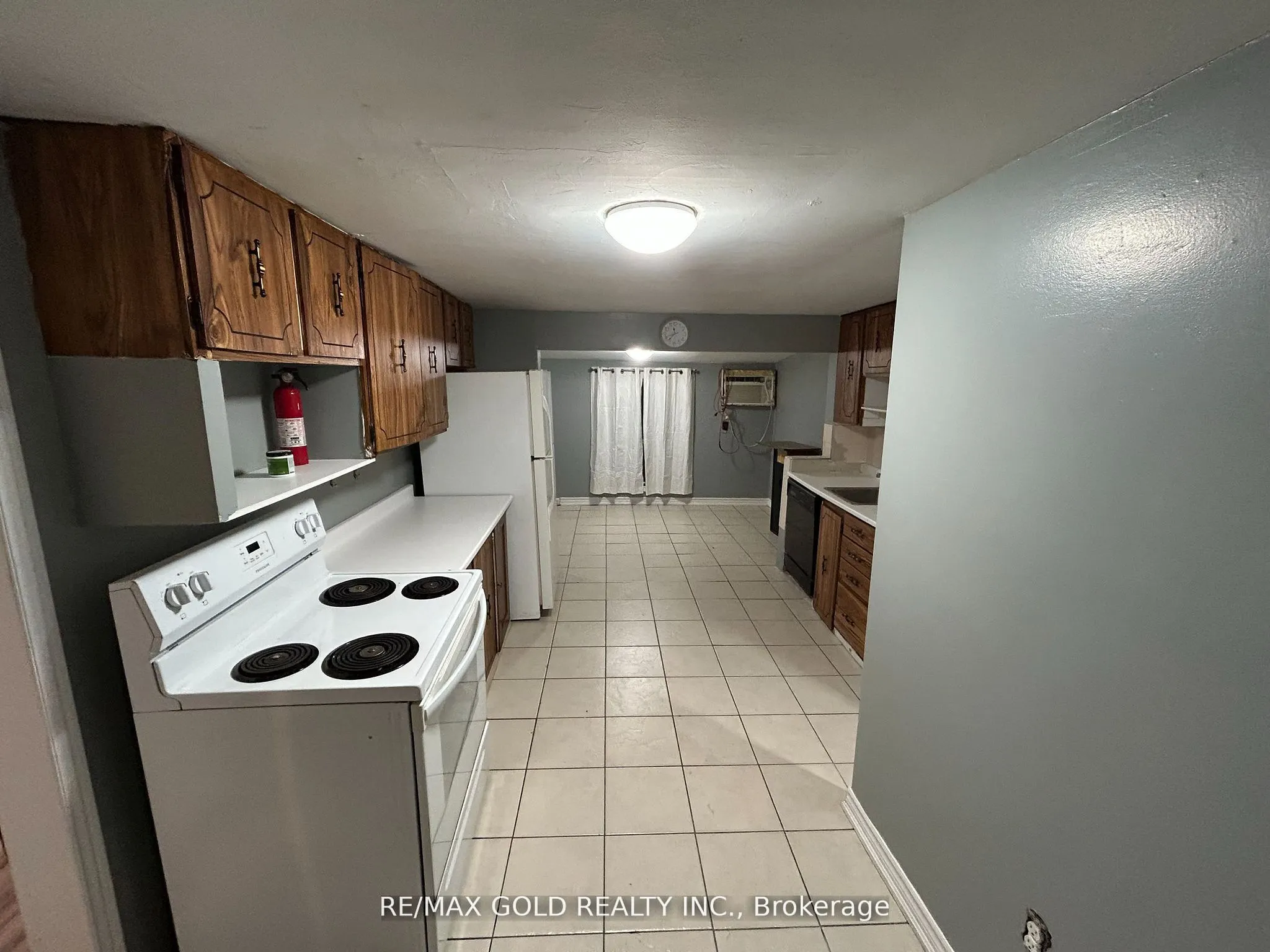 3553 King Street