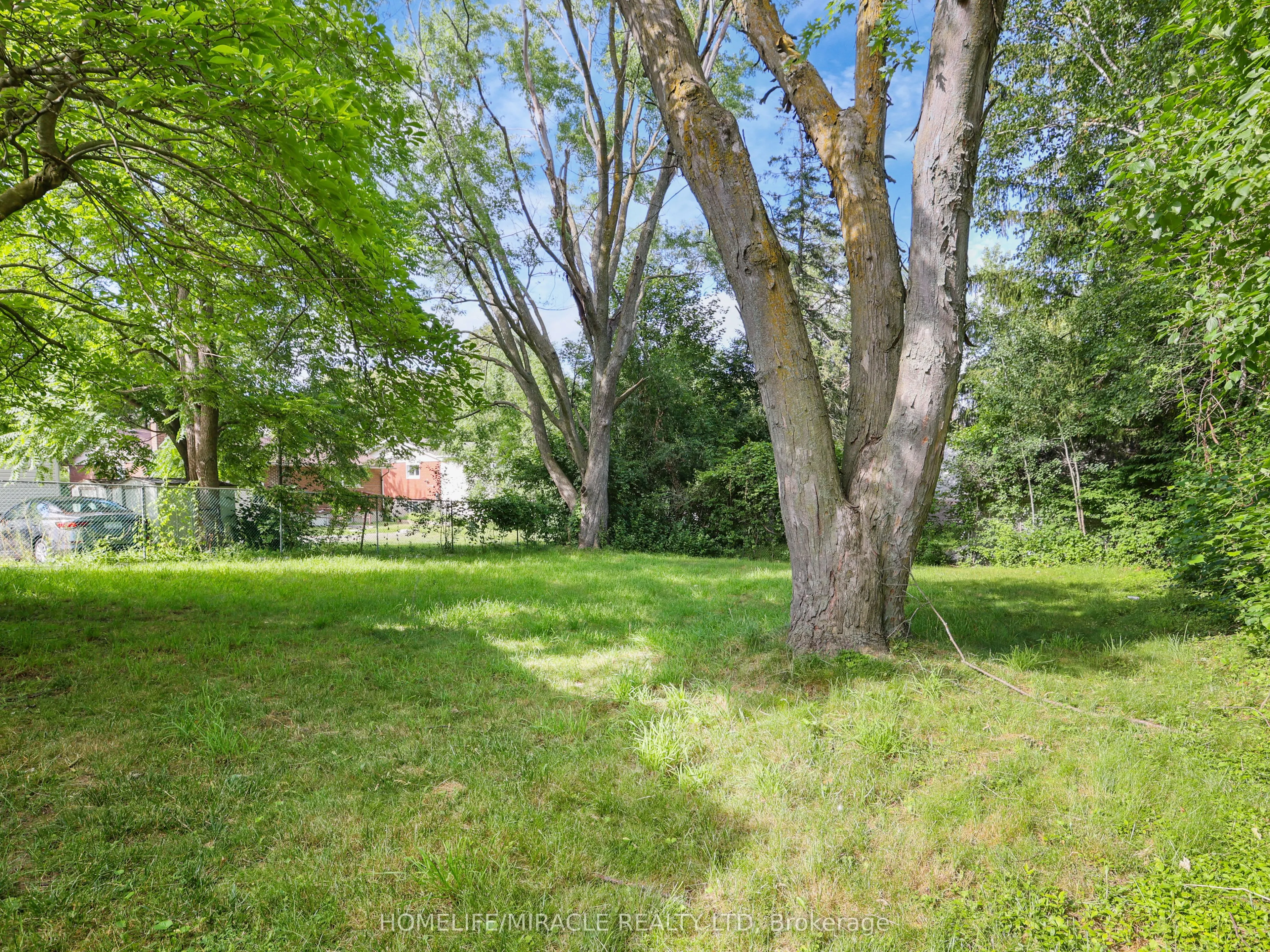 7 Cardill Crescent