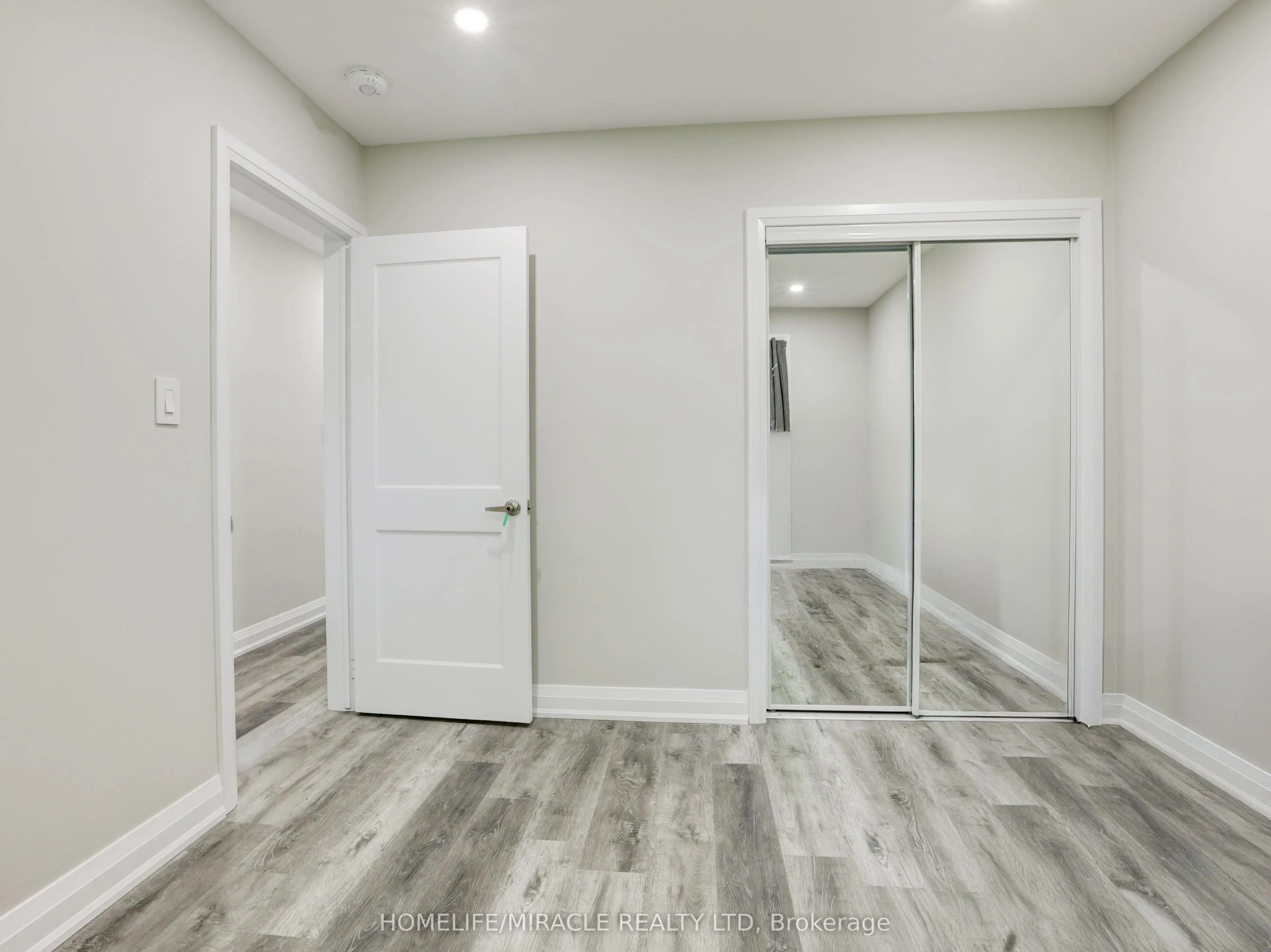 7 Cardill Crescent
