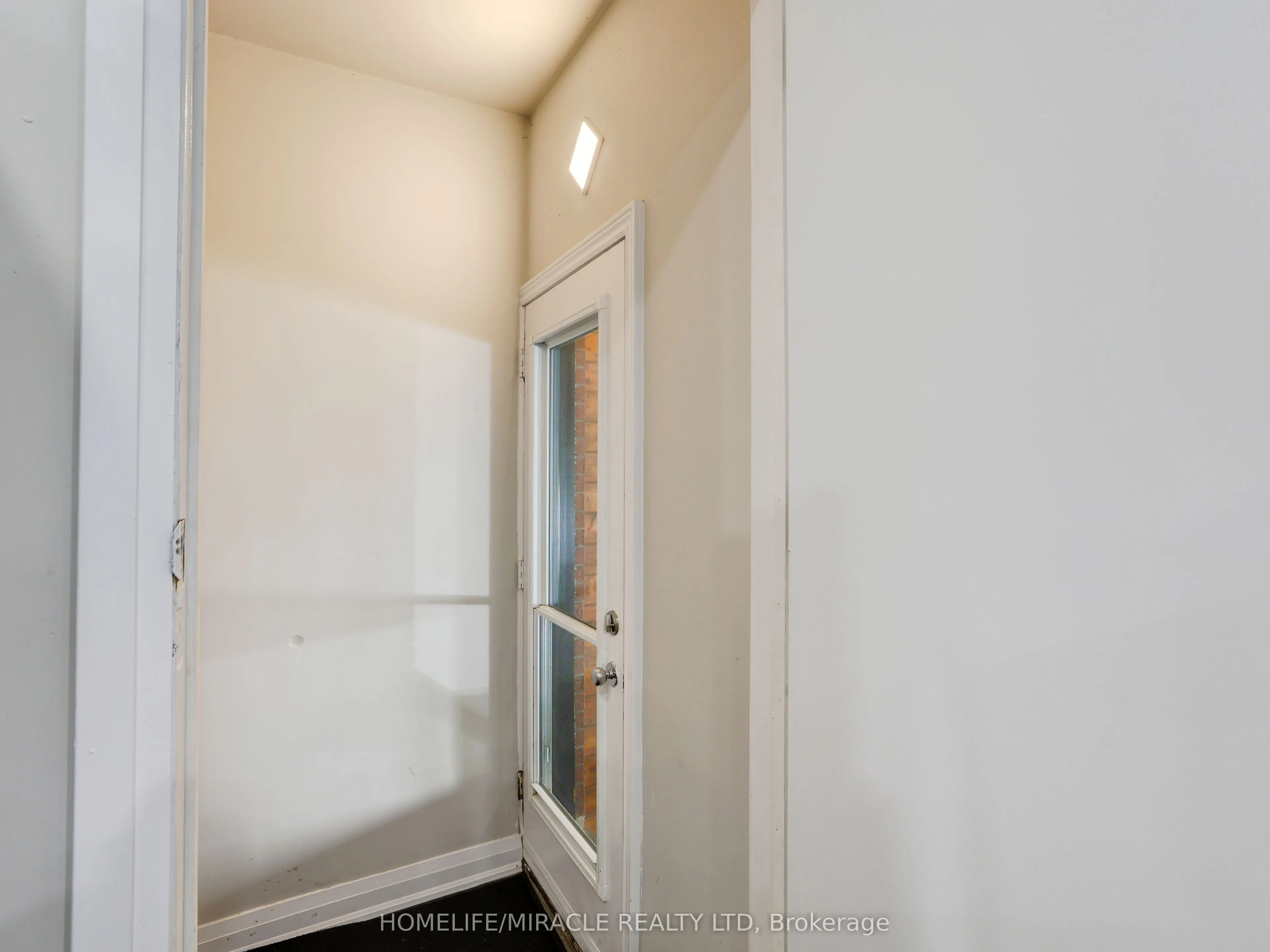 7 Cardill Crescent