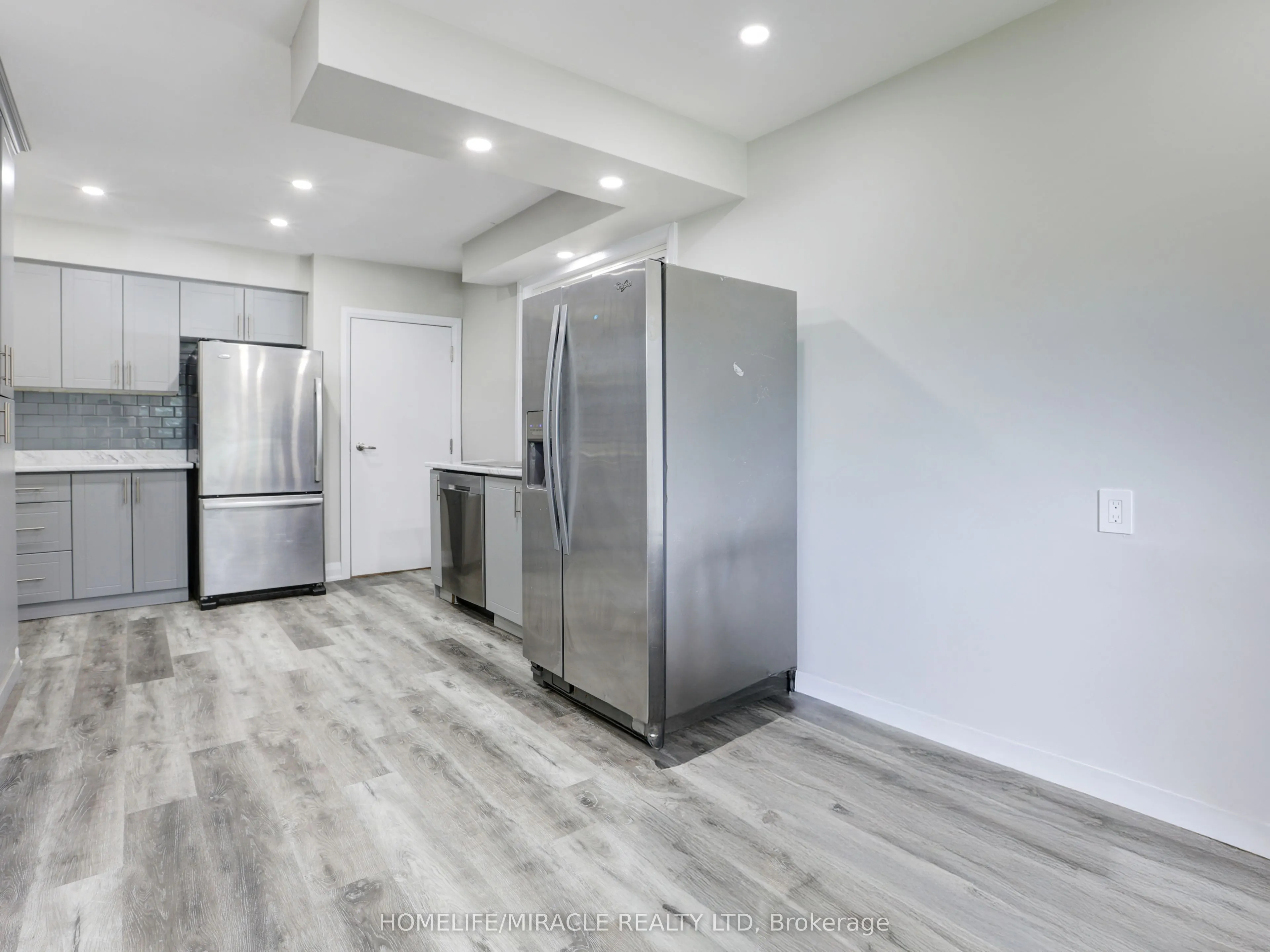 7 Cardill Crescent