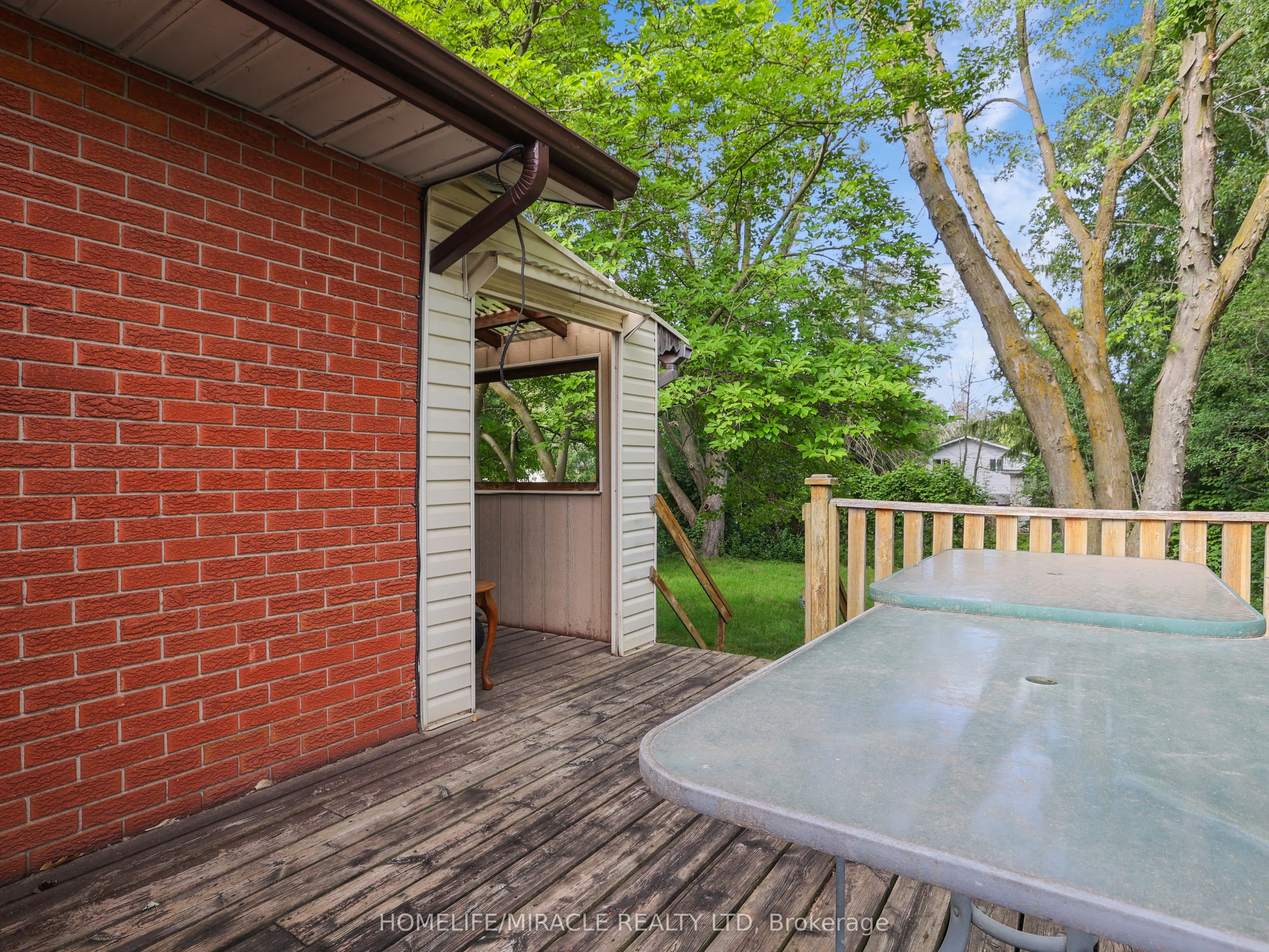 7 Cardill Crescent