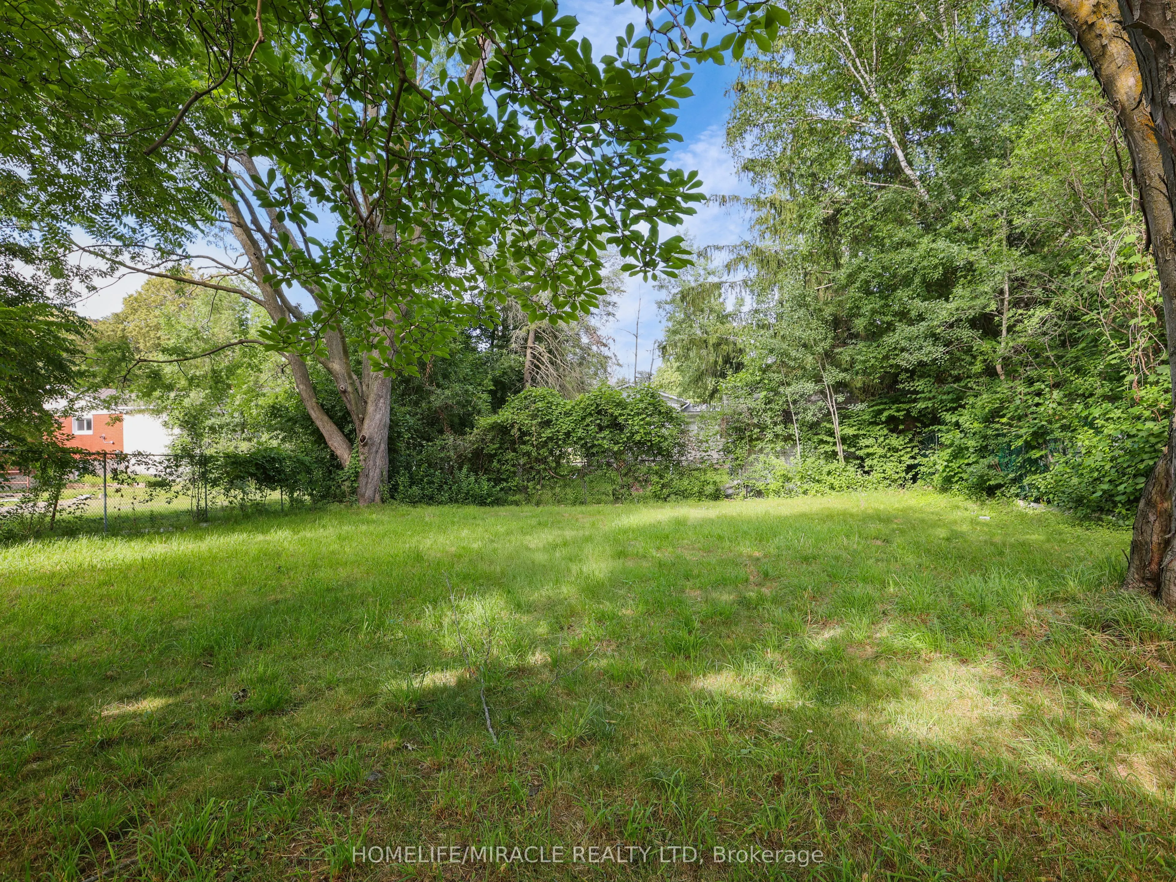 7 Cardill Crescent