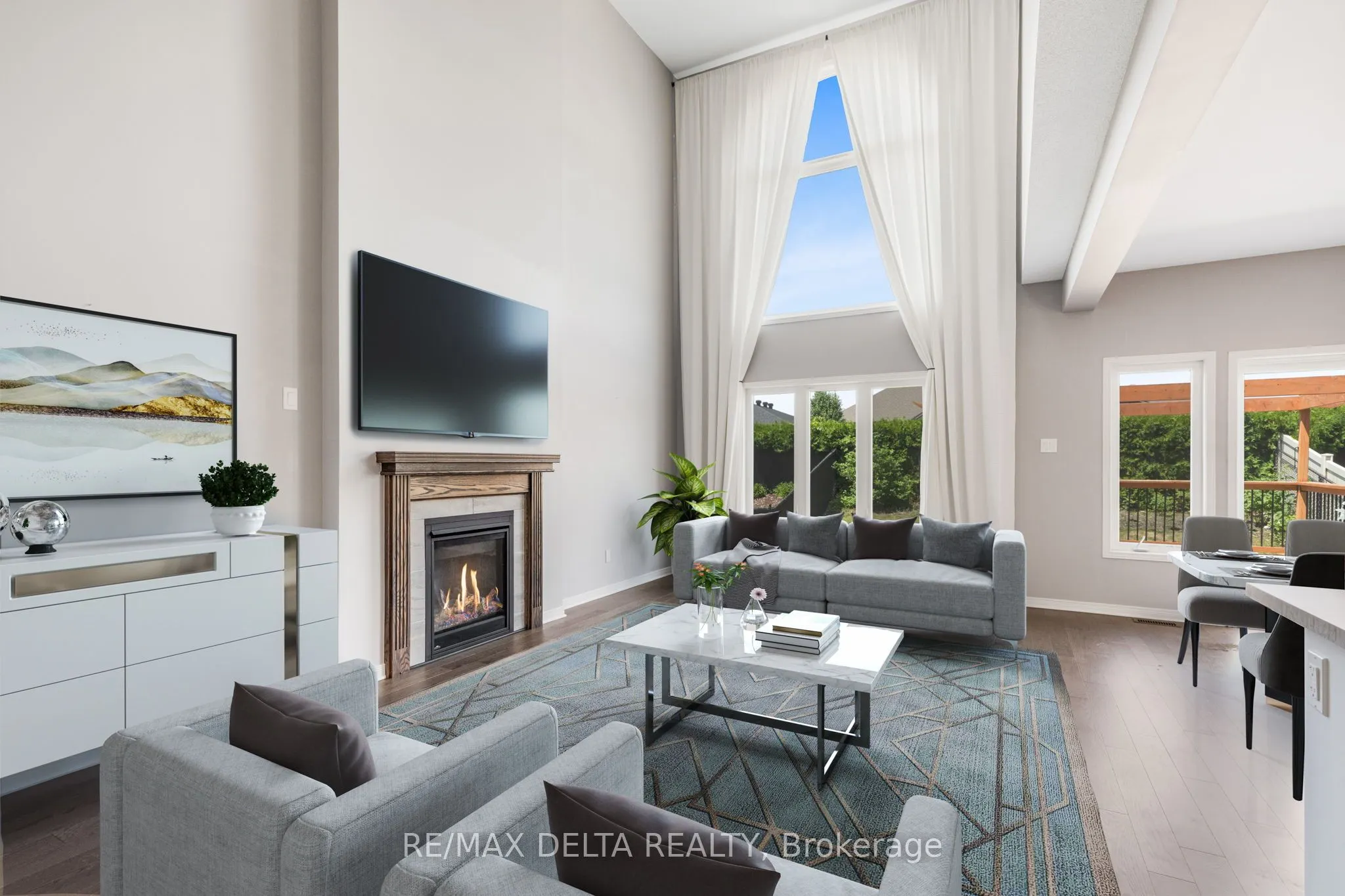 196 Onyx Crescent