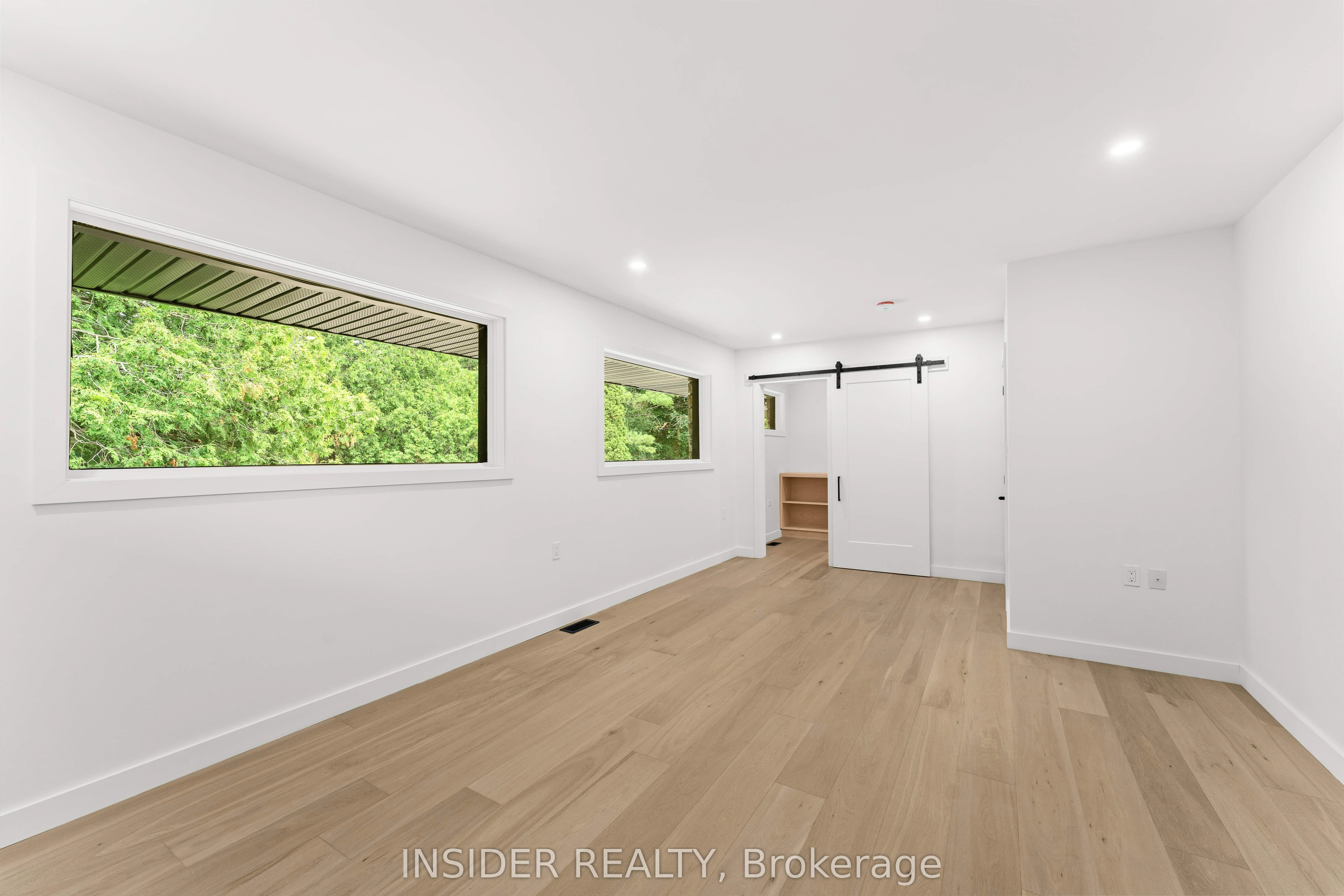 1802 Sydenham Road