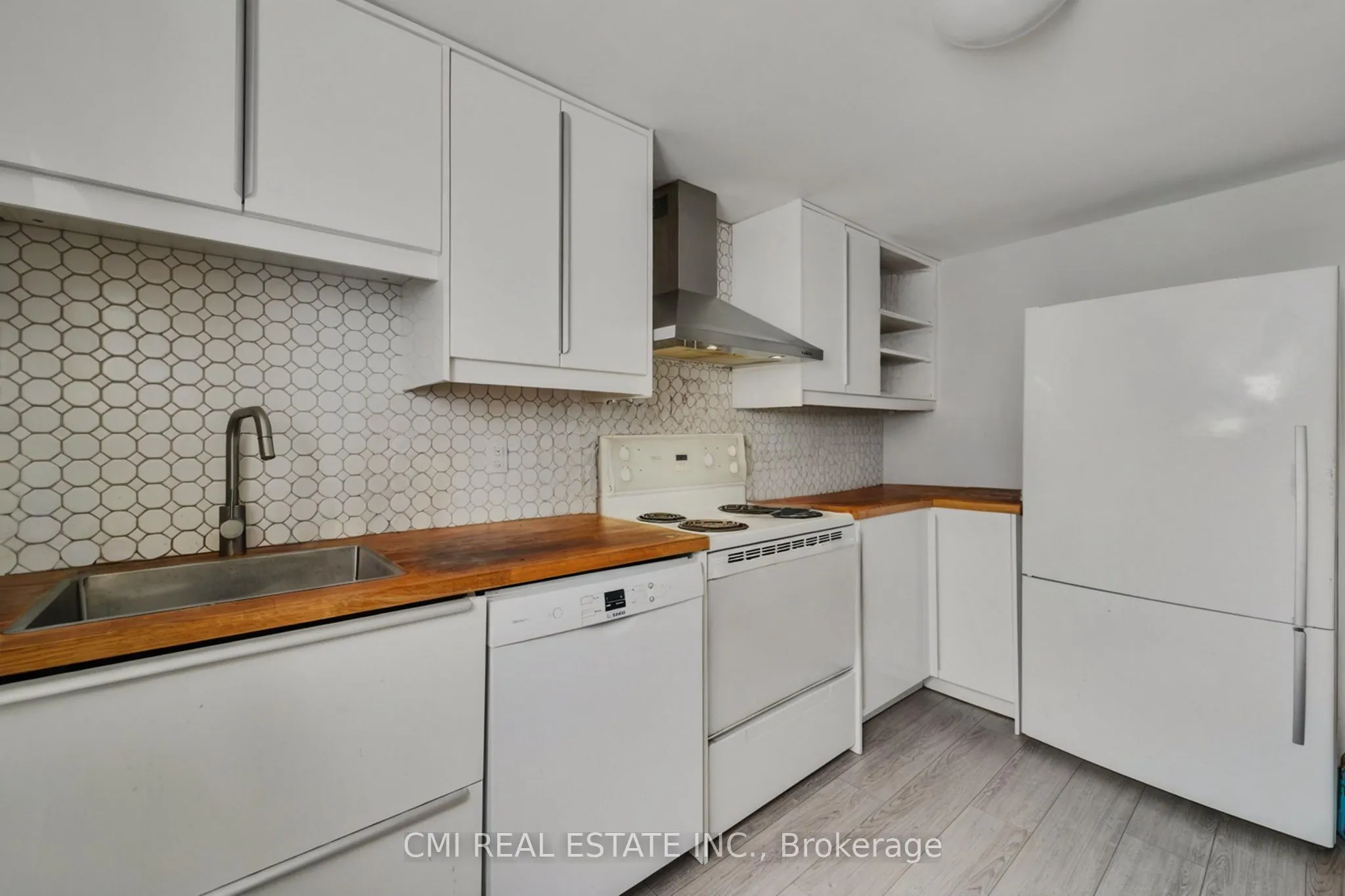 1226 Old Carp Road