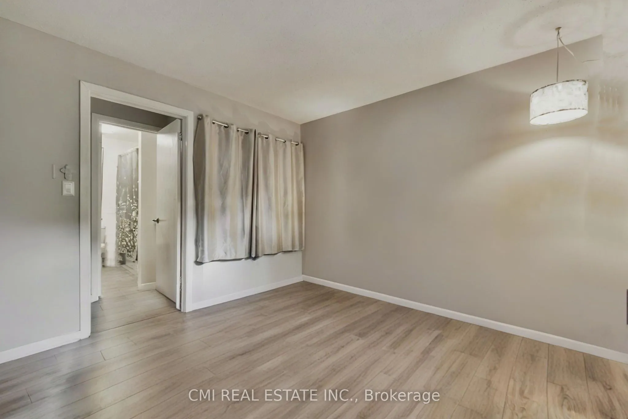 1226 Old Carp Road