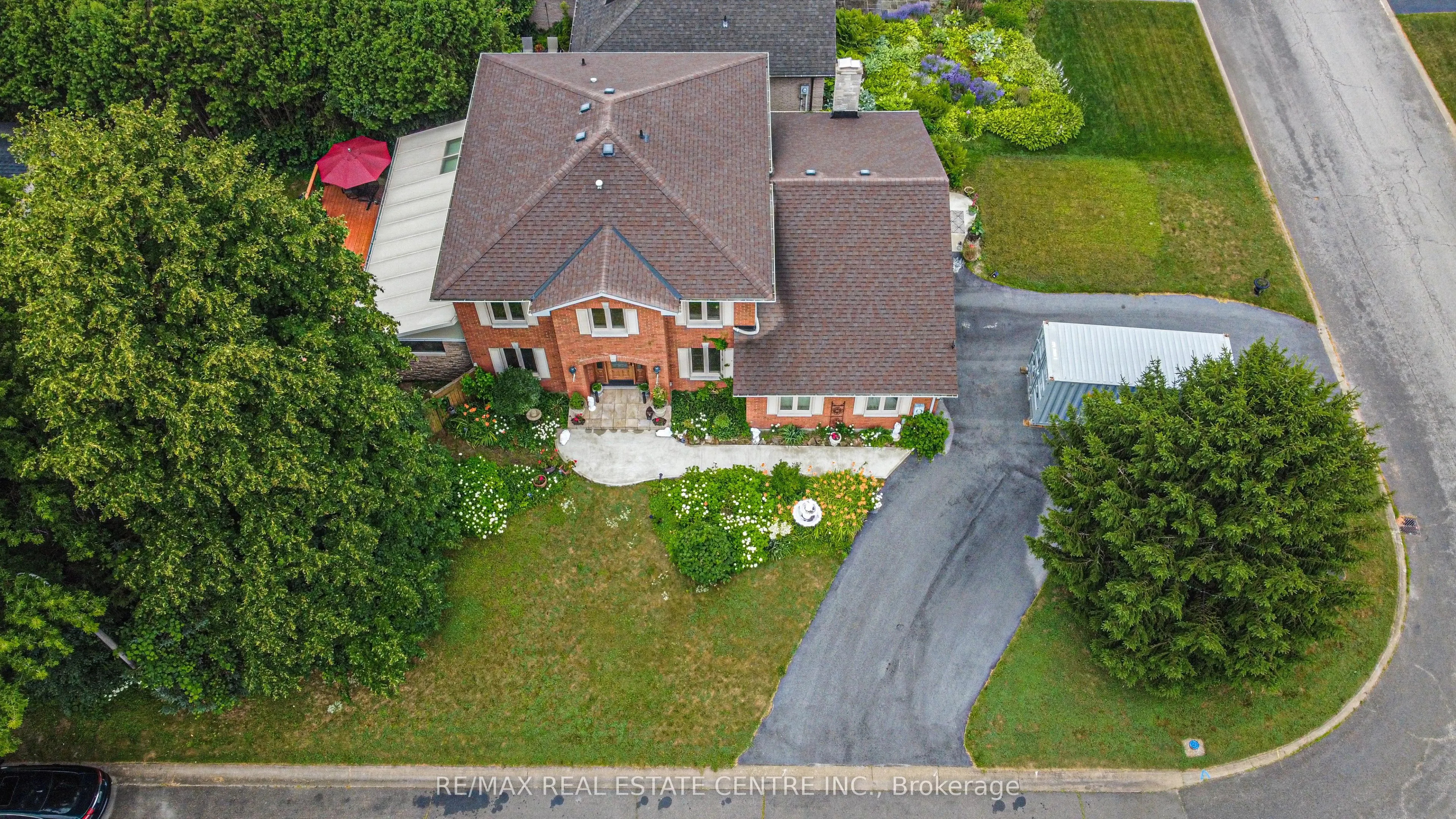 310 Cavendish Drive