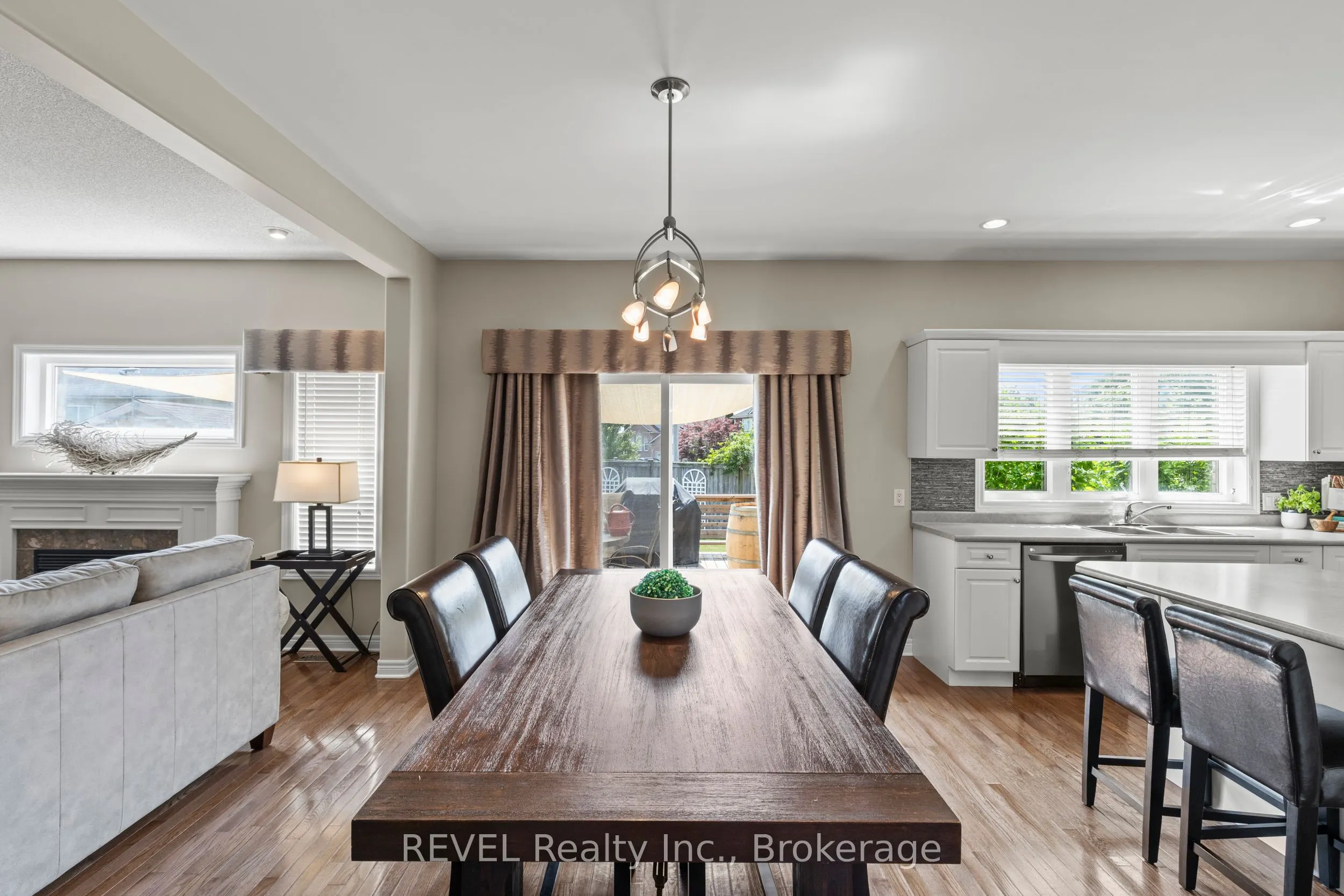 31 Raspberry Trail