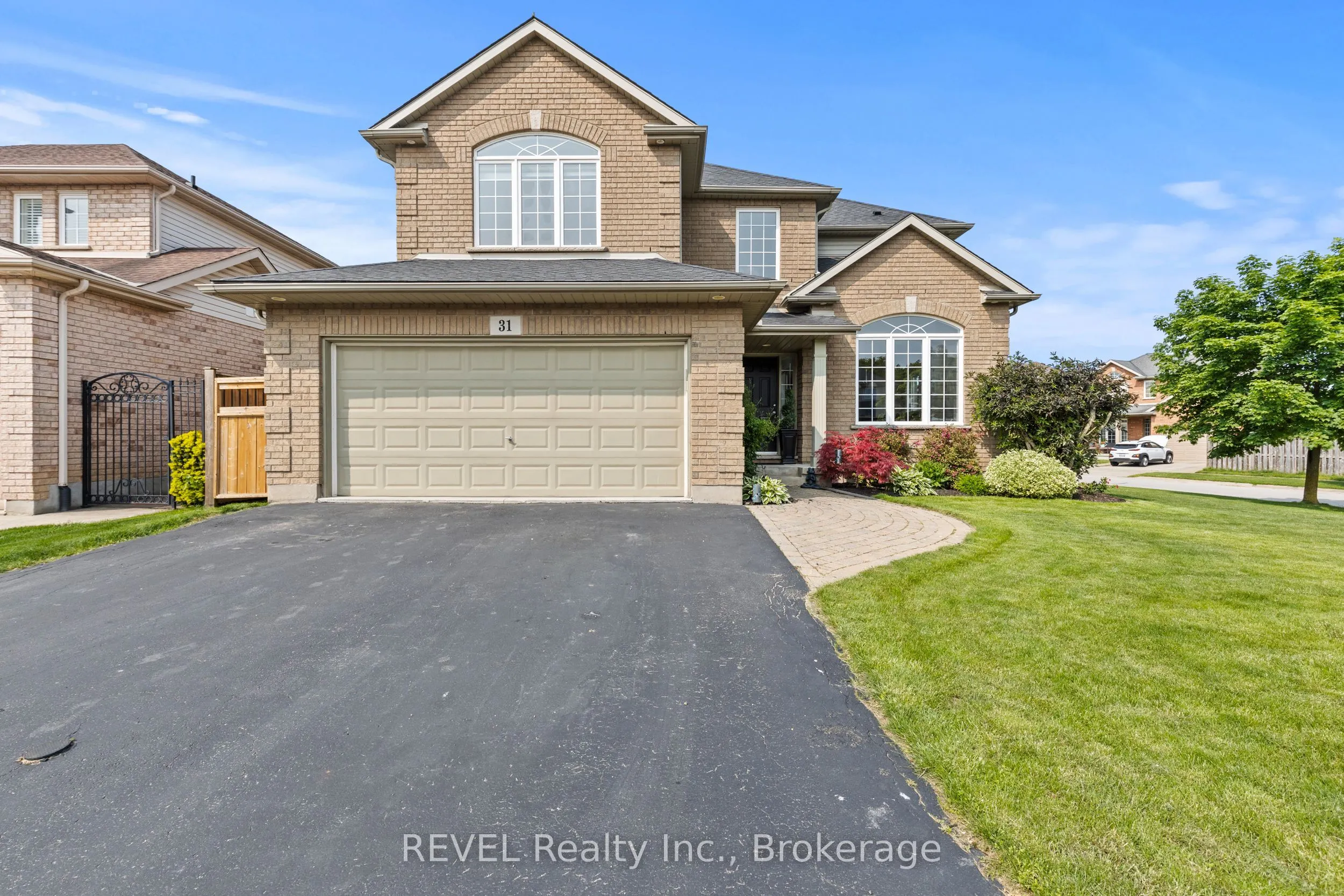 31 Raspberry Trail