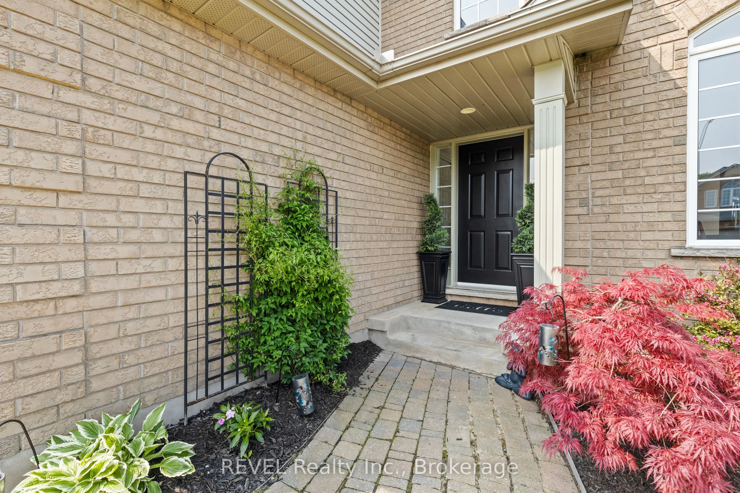 31 Raspberry Trail