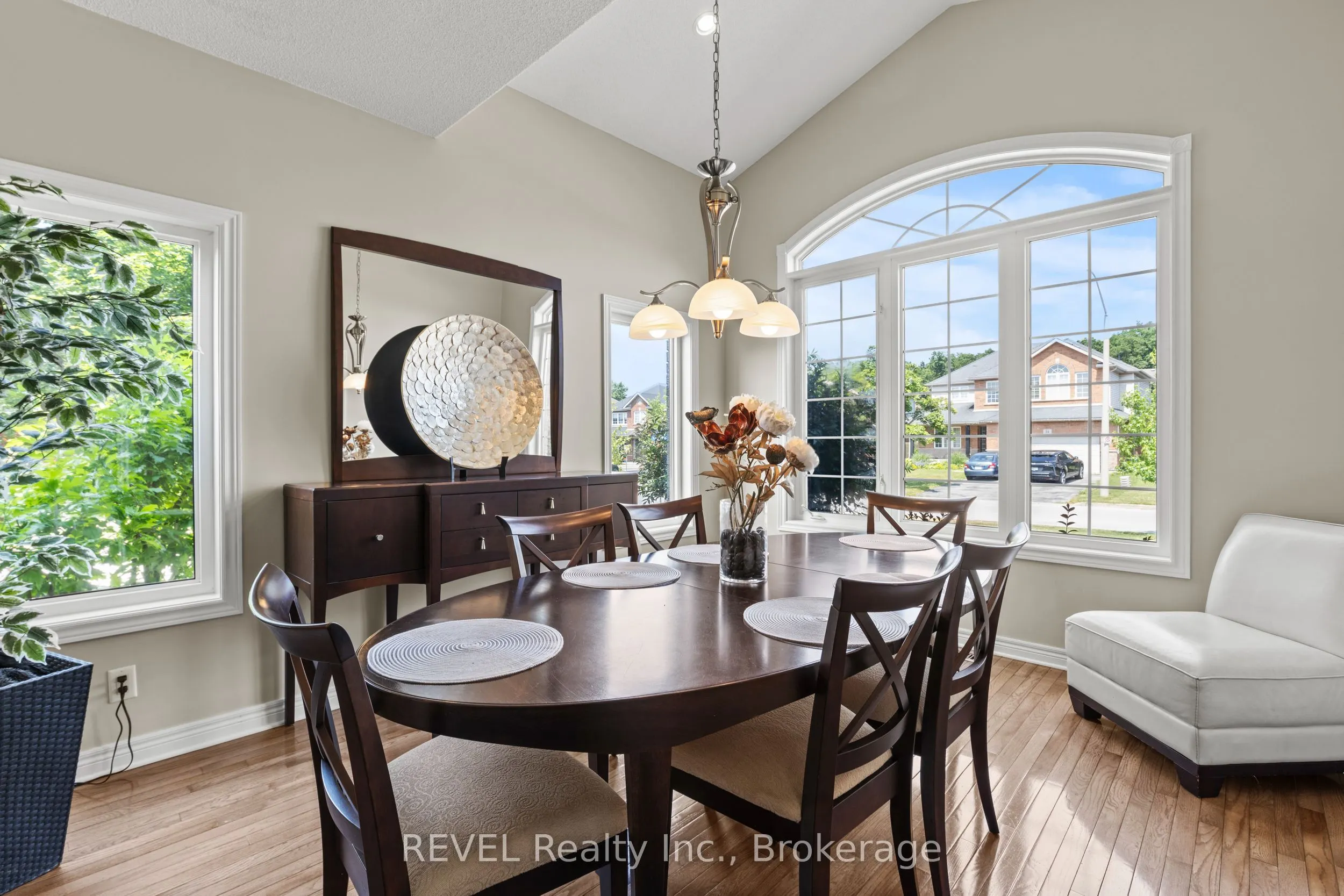 31 Raspberry Trail