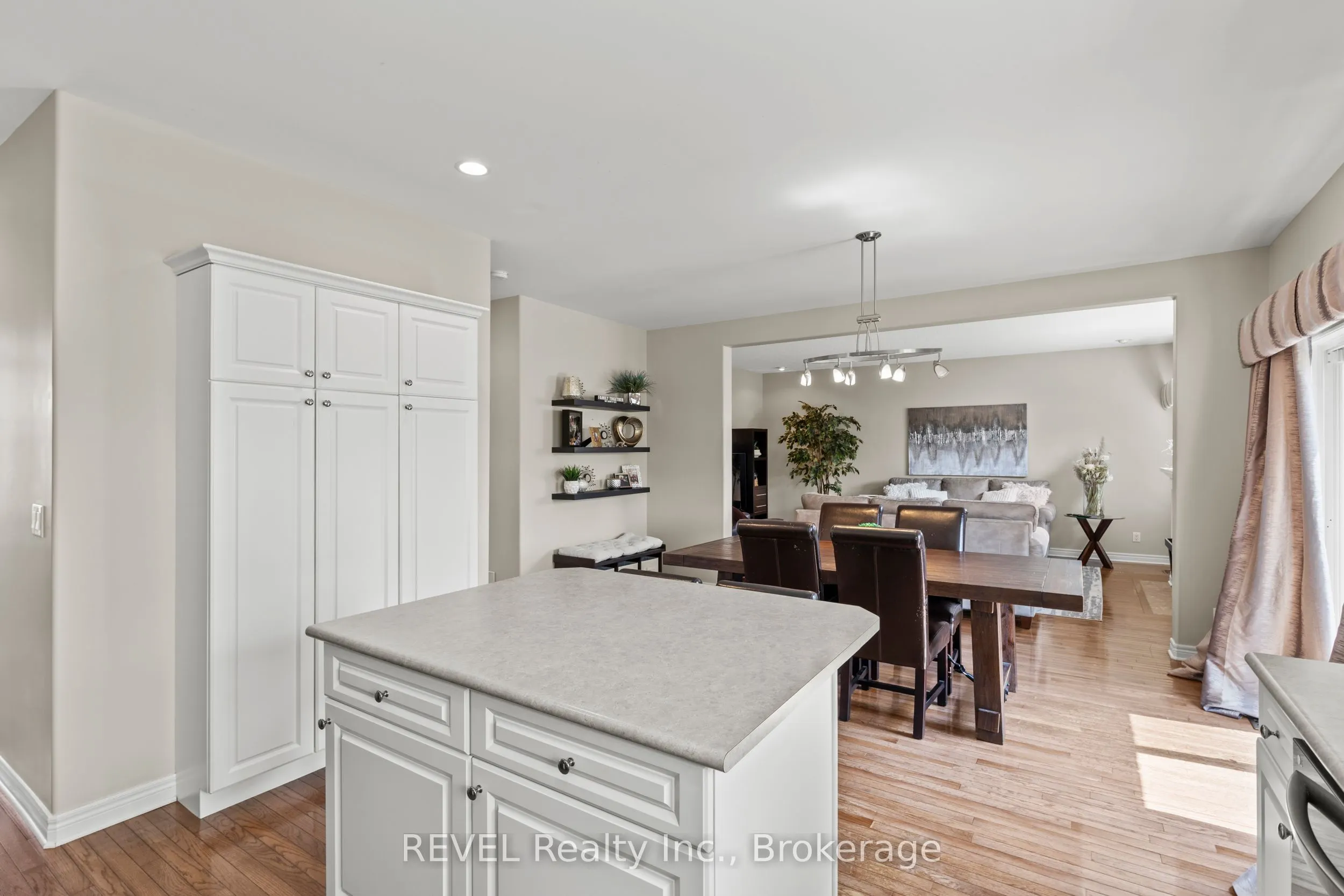 31 Raspberry Trail