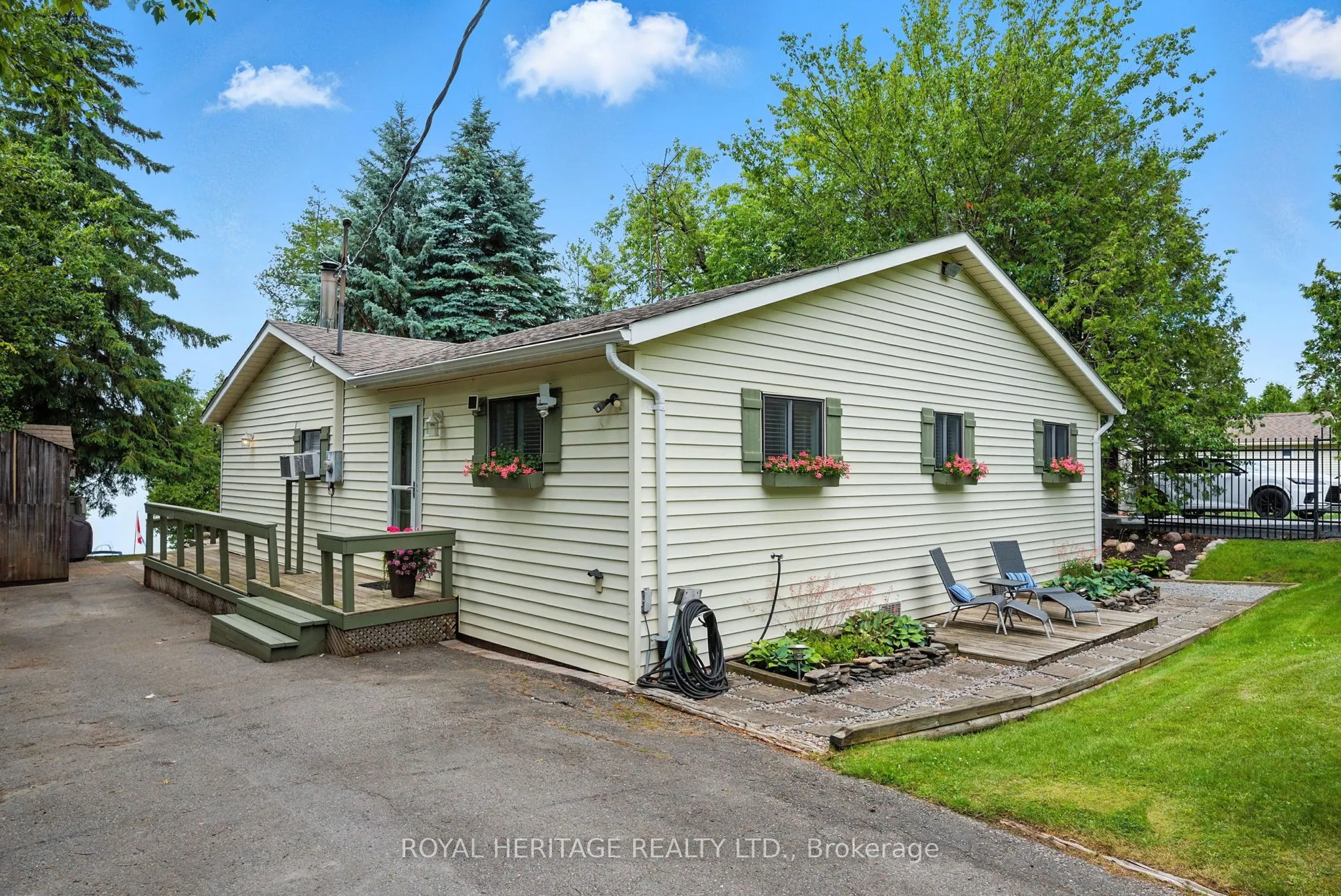 42 Reddick Road