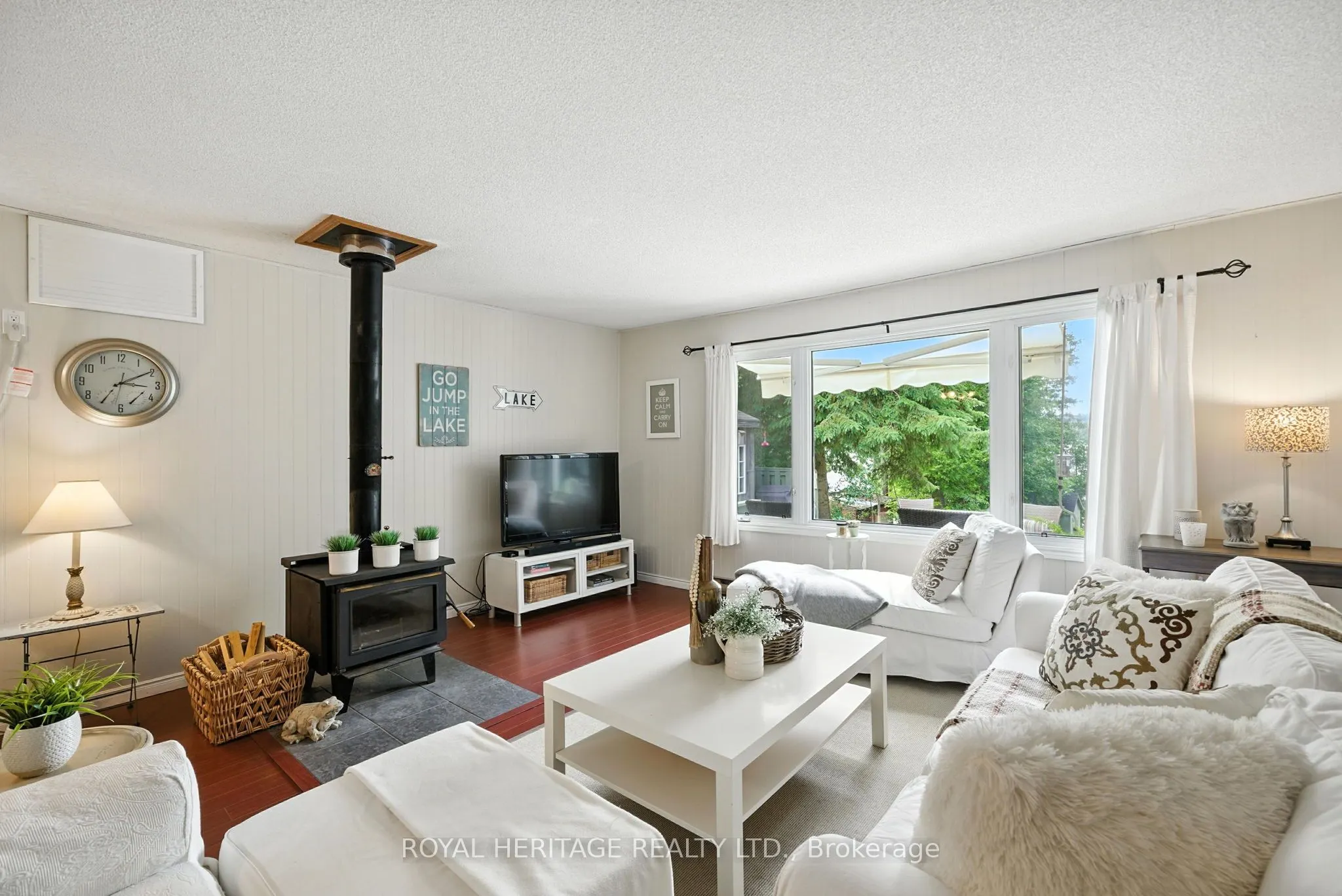 42 Reddick Road