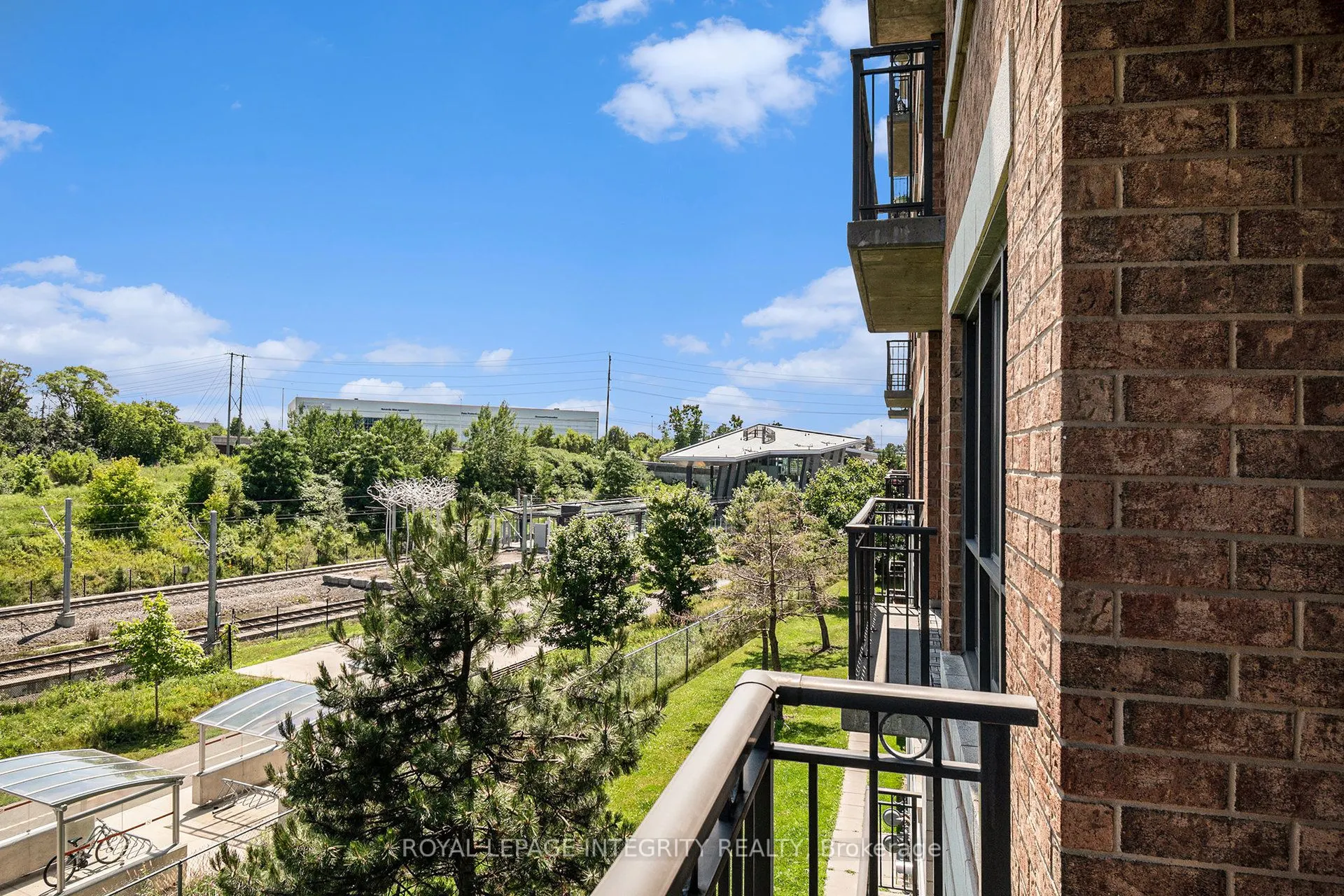 955 Beauparc Private, #211