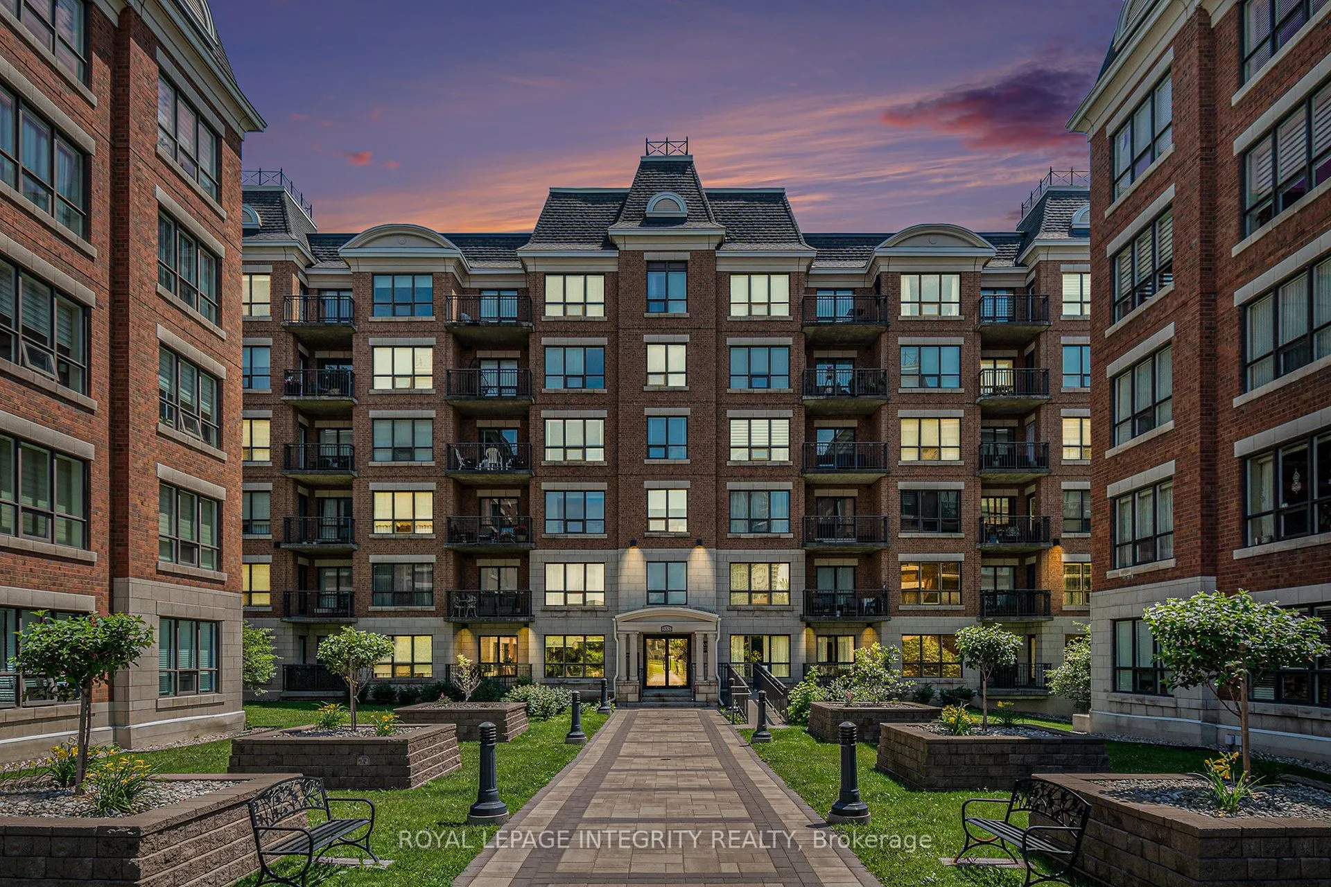 955 Beauparc Private, #211