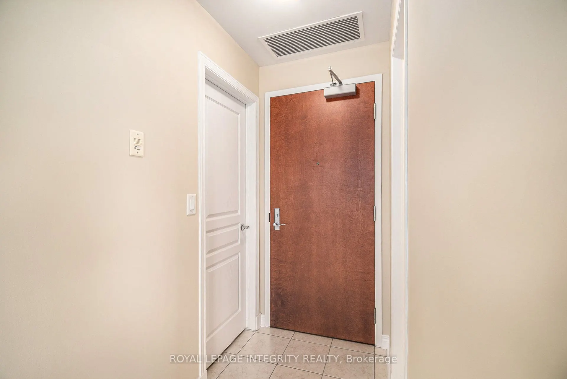 955 Beauparc Private, #211