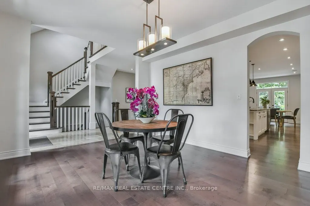 258 Edgewater Crescent, #12