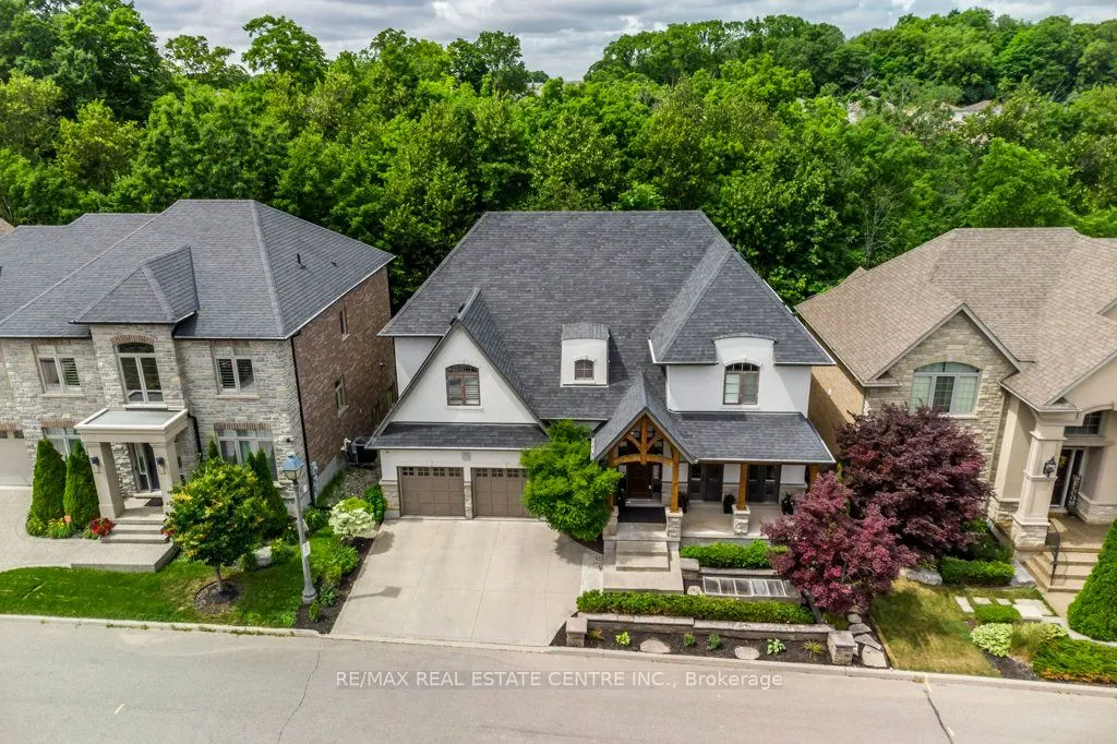 258 Edgewater Crescent, #12