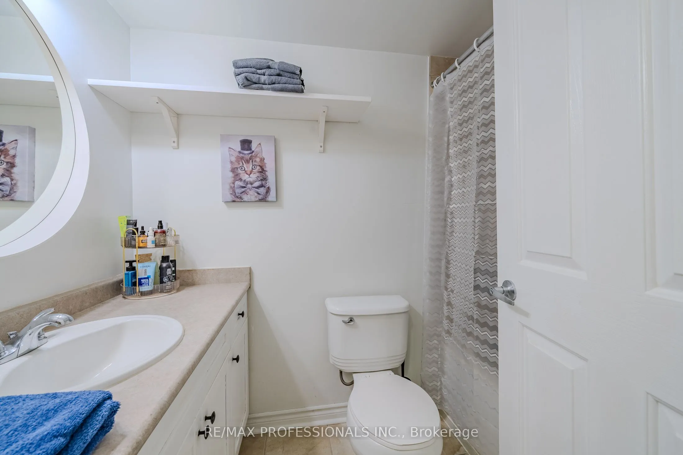 8 Harris Street, #422