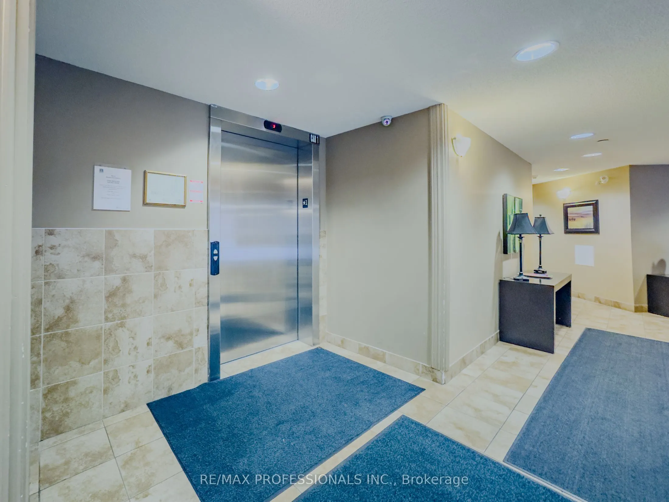 8 Harris Street, #422