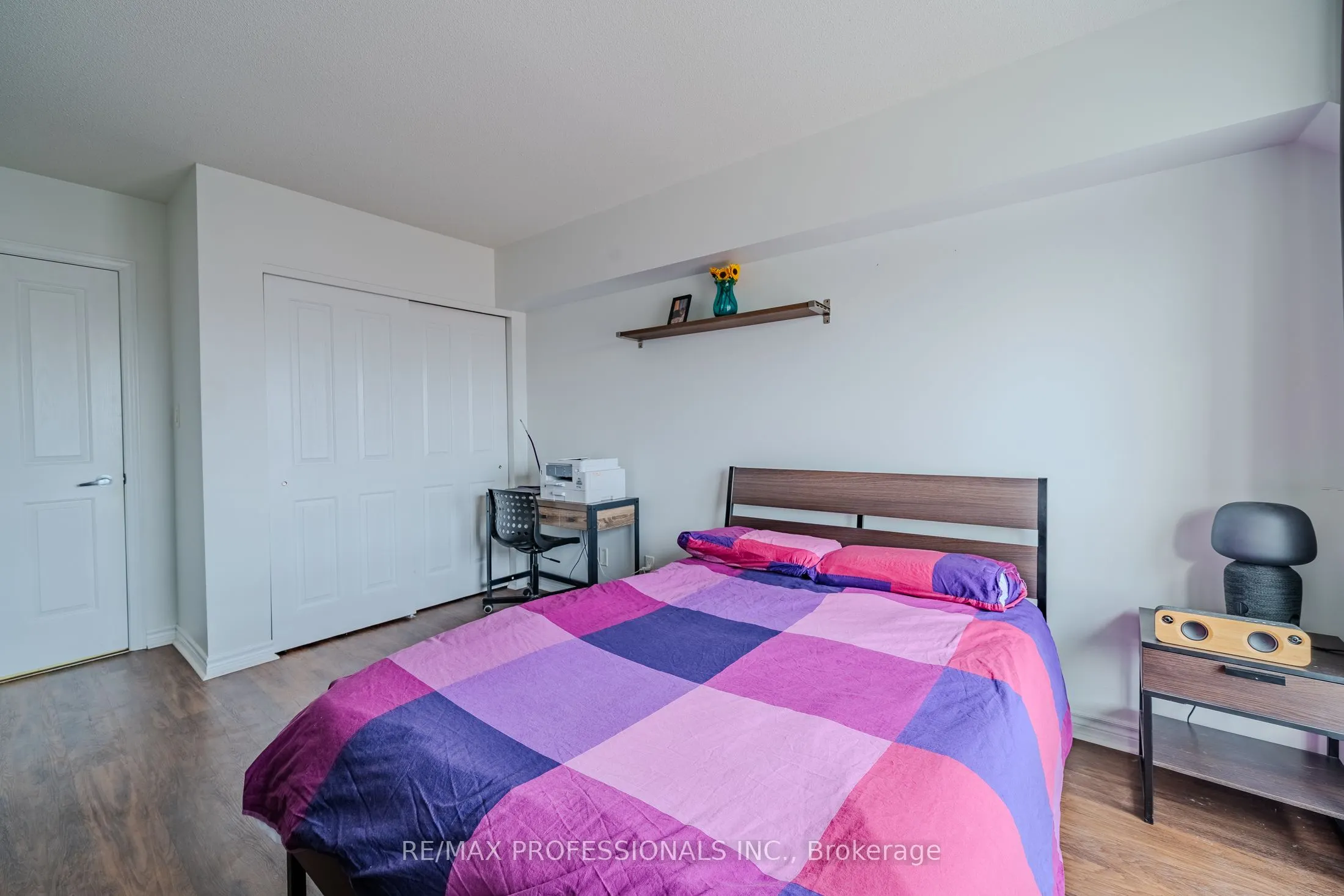 8 Harris Street, #422