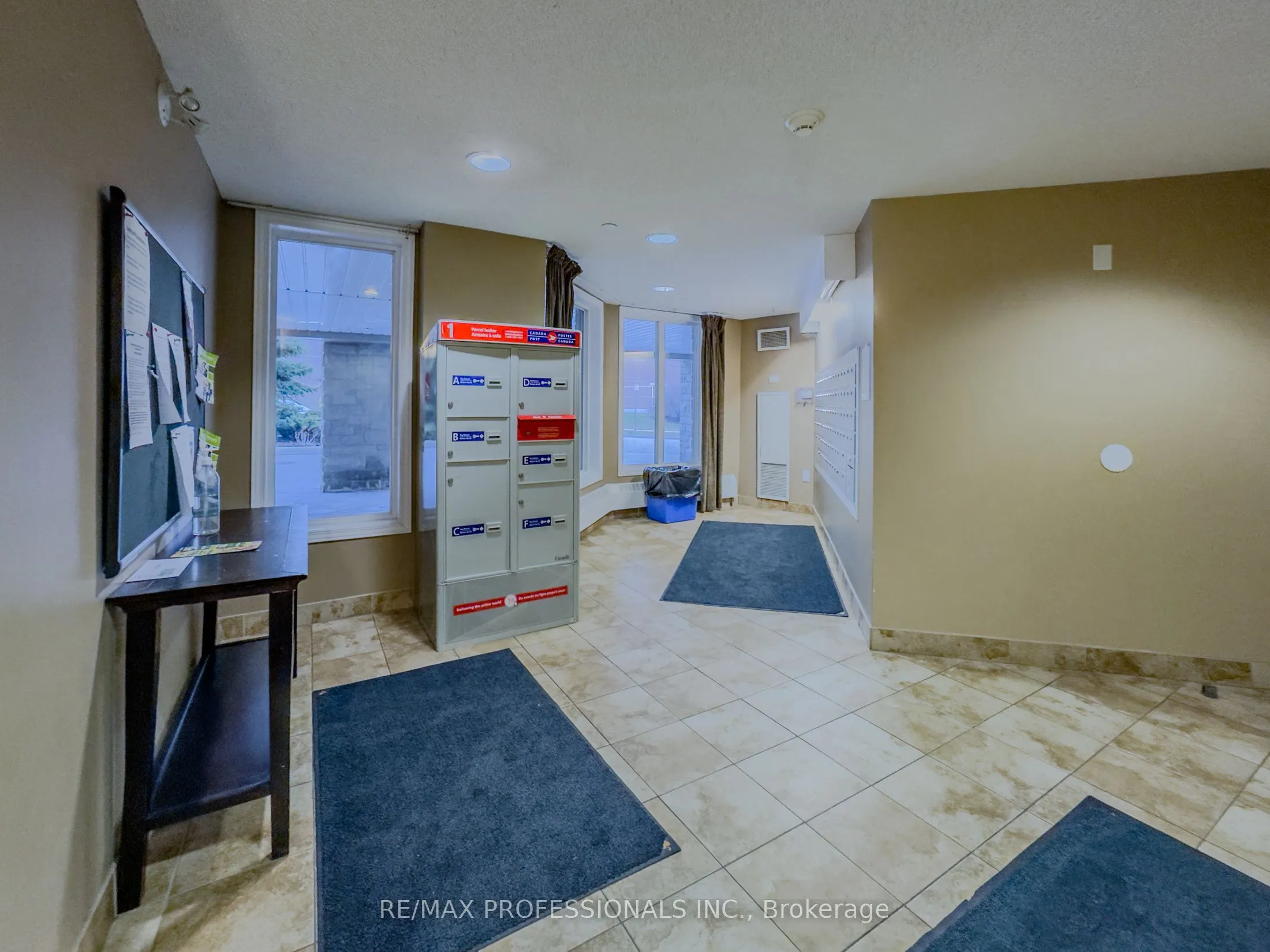 8 Harris Street, #422