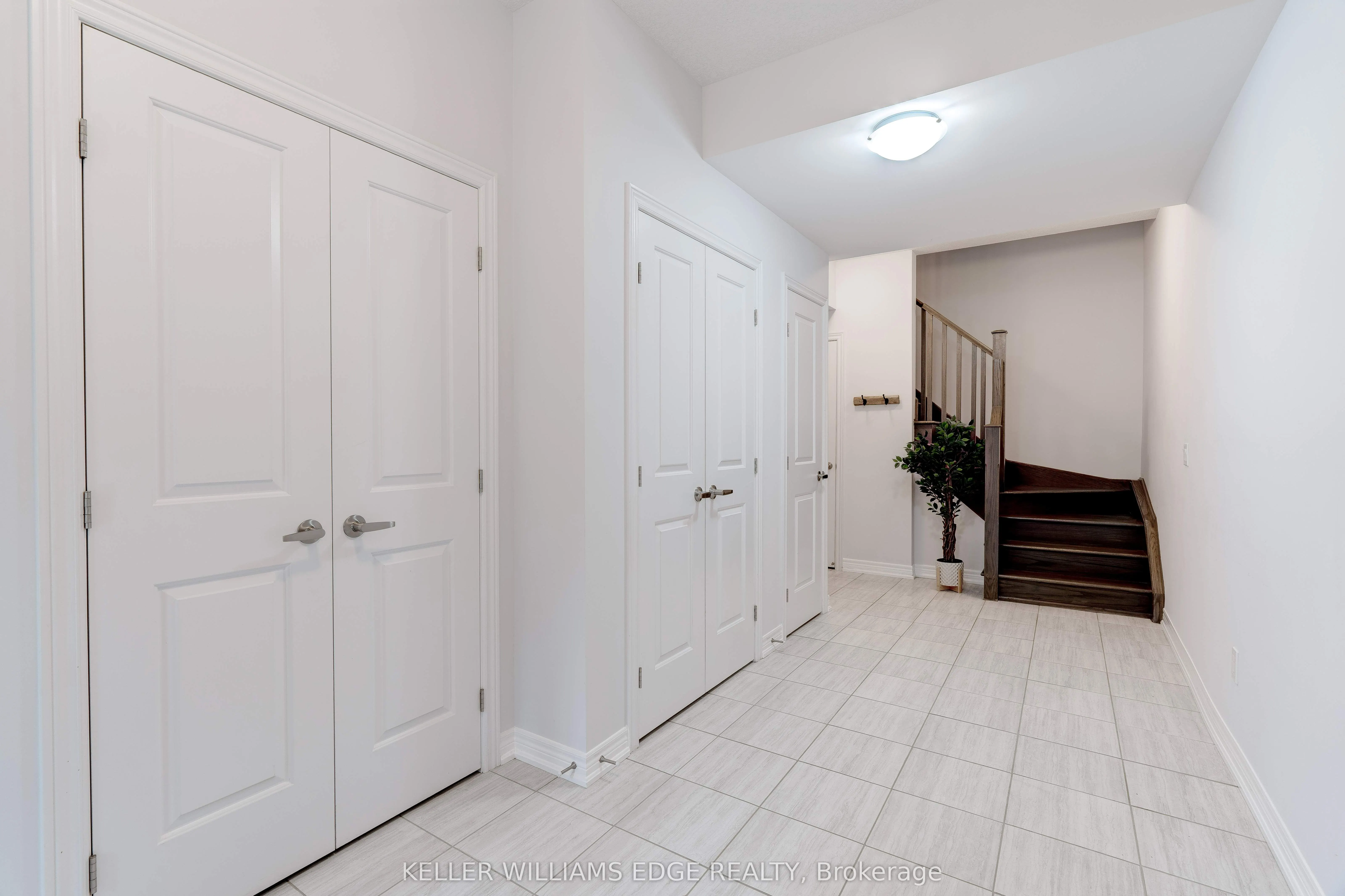 17 Ridgeside Lane, #38