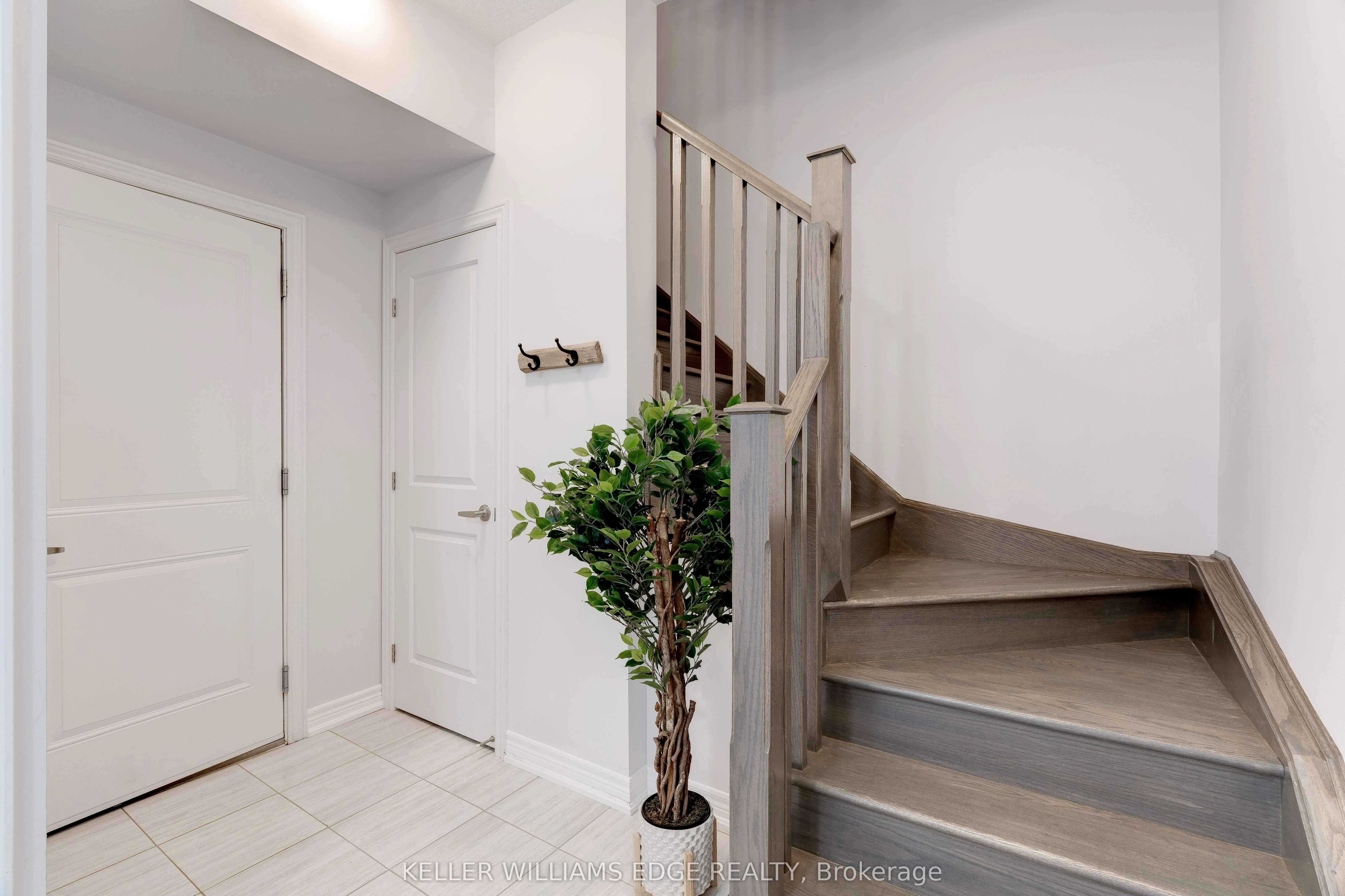17 Ridgeside Lane, #38