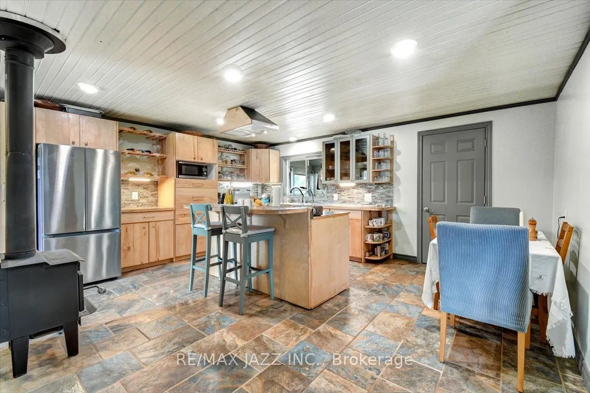 16983 Highway 62