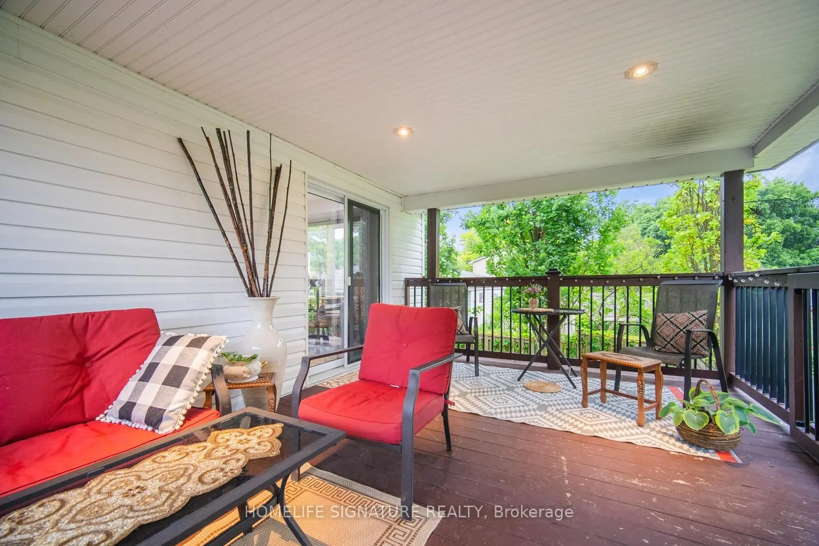 264 Seldon Street