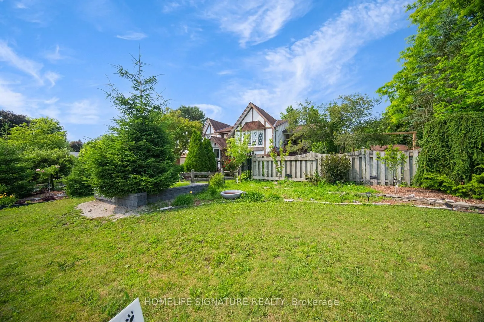264 Seldon Street