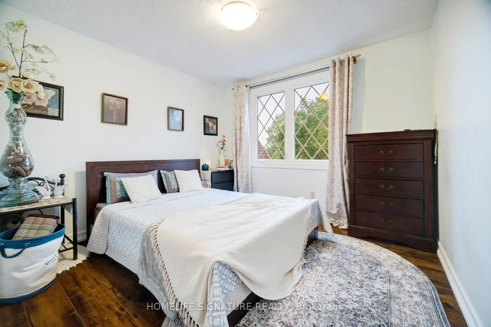 264 Seldon Street