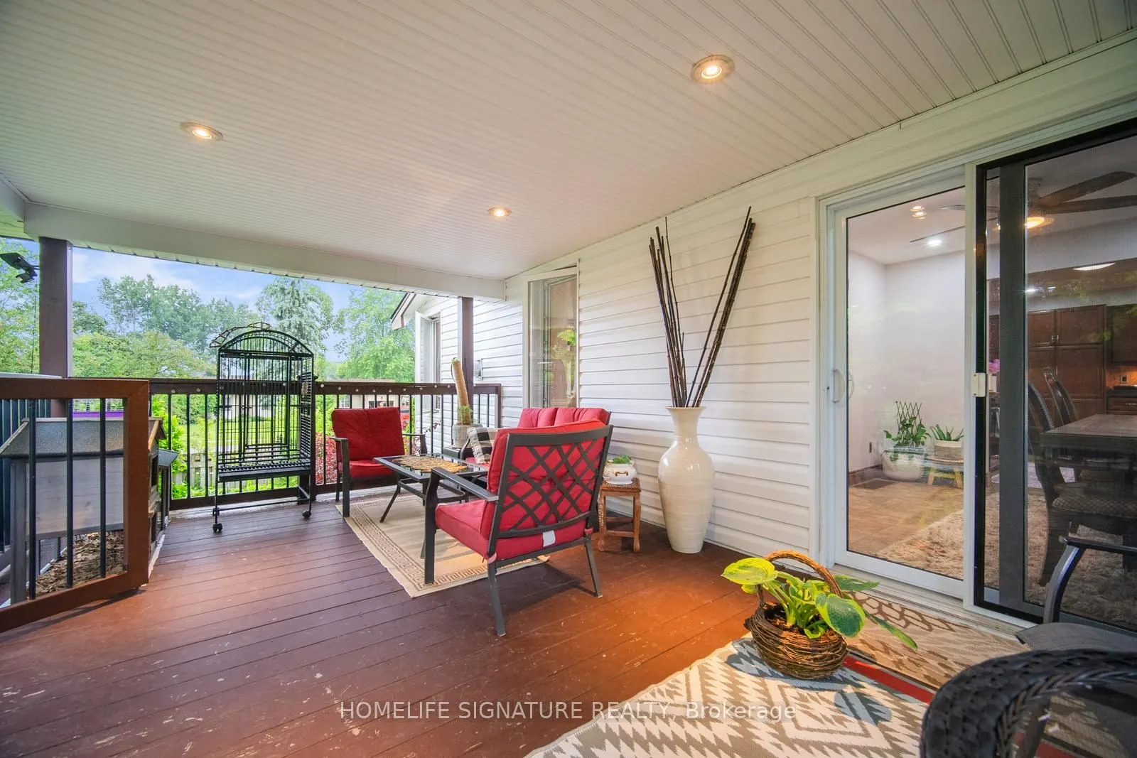 264 Seldon Street