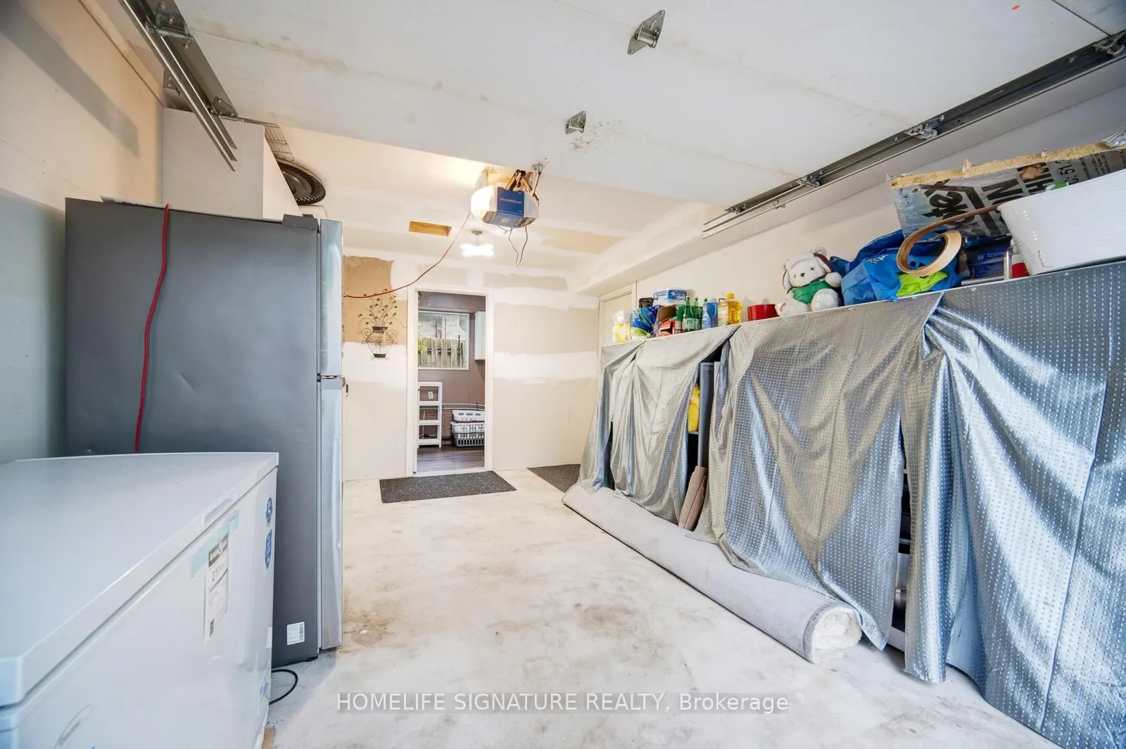 264 Seldon Street
