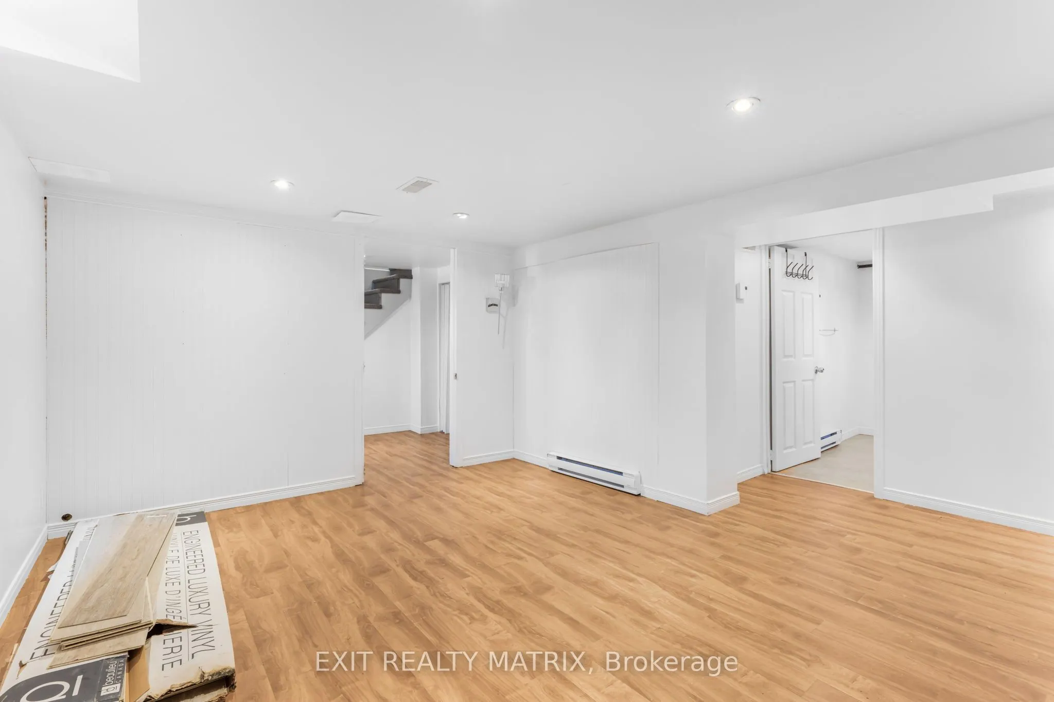 499 Smerdon Street