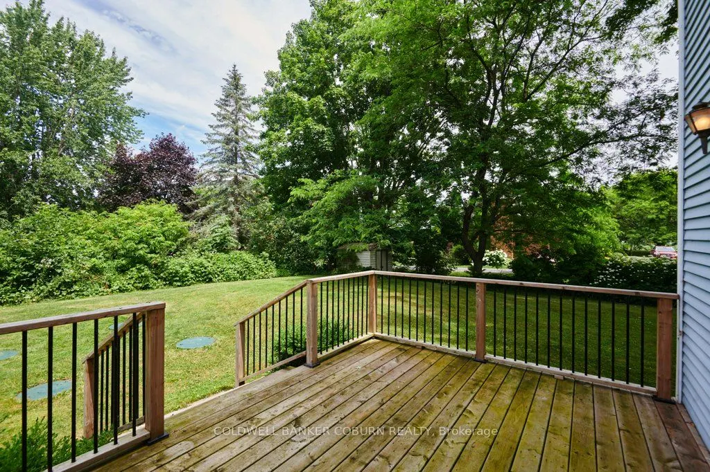 11719 Lakeshore Drive