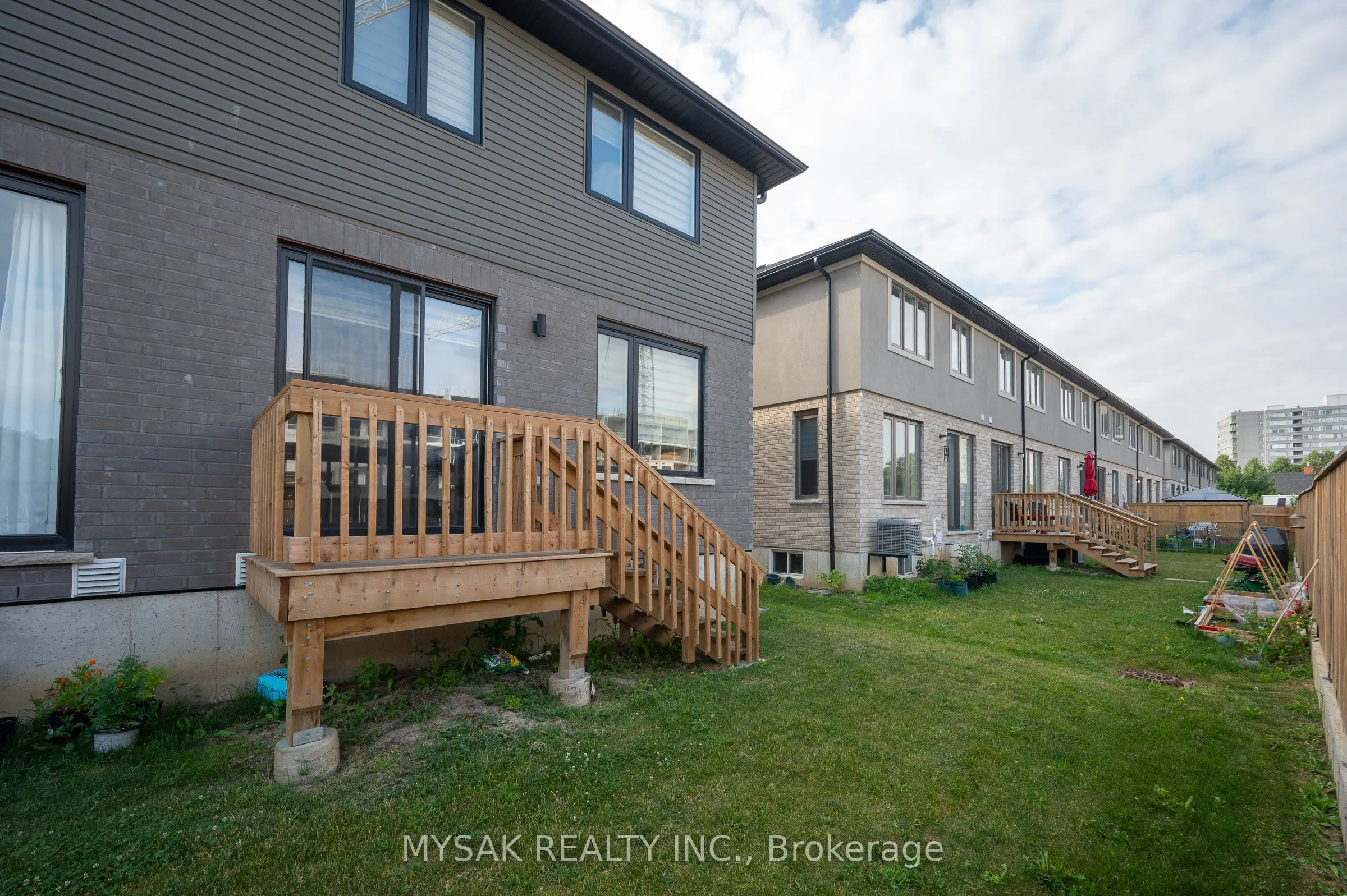 166 Mount Albion Road, #13