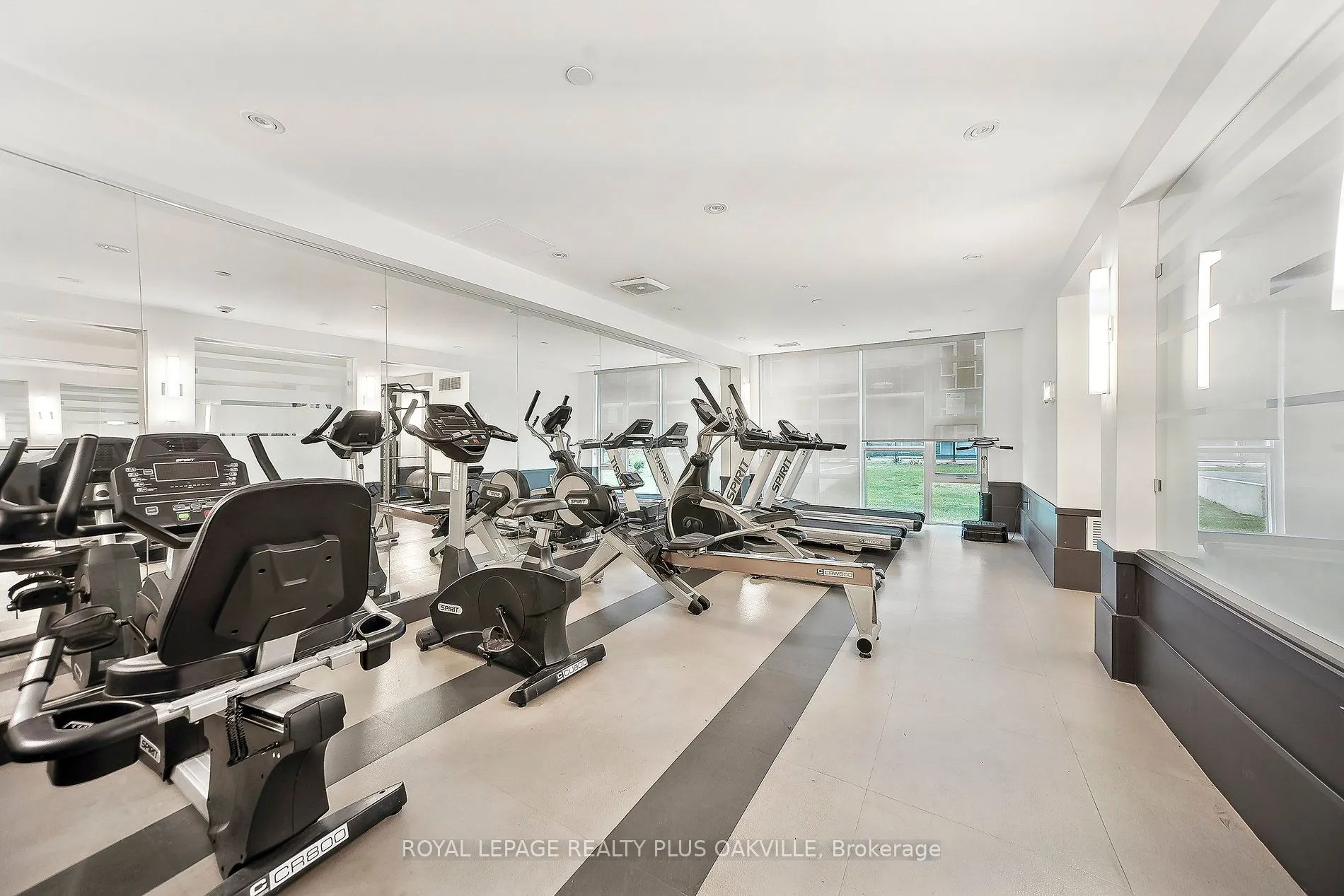 10 Concord Place, #412
