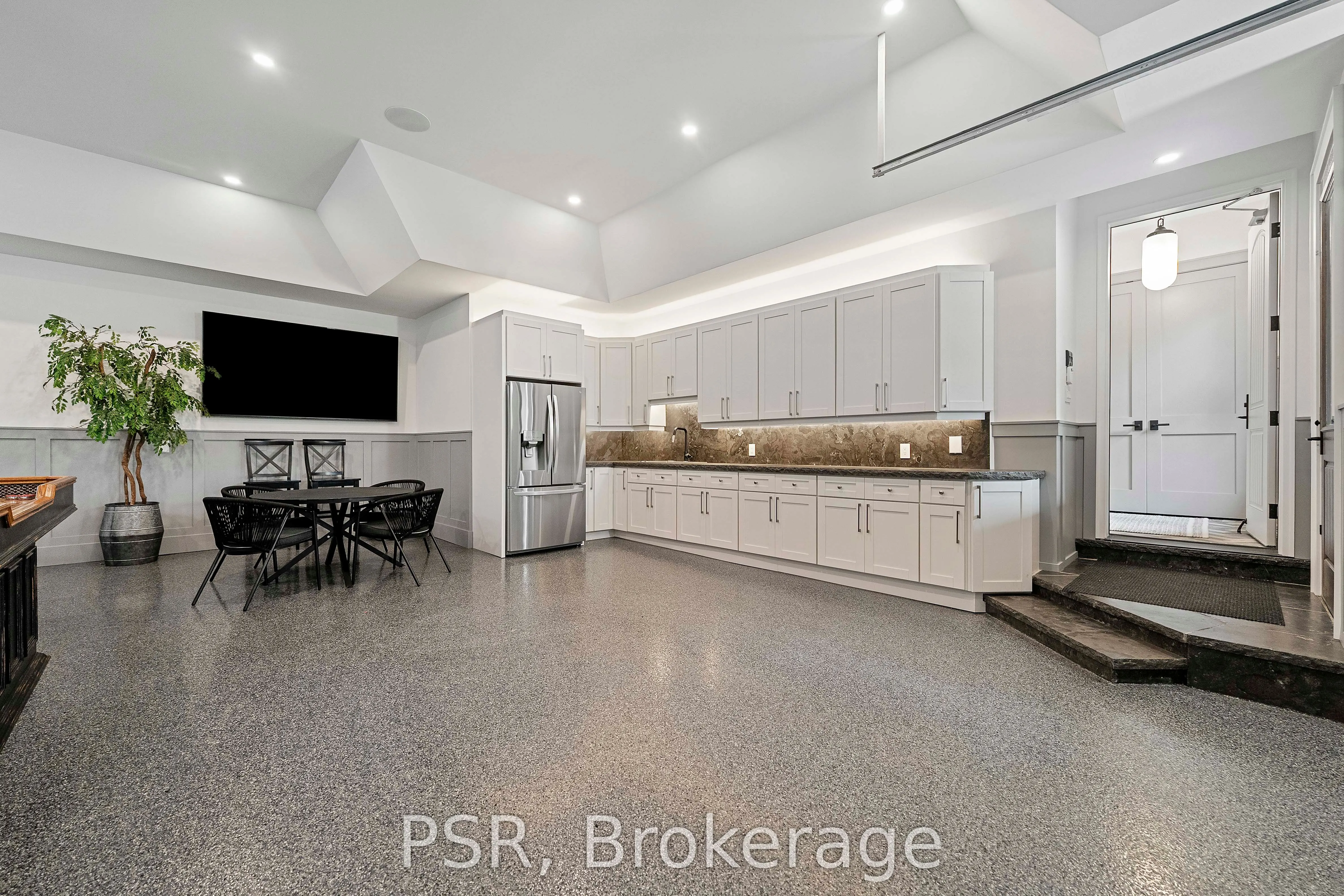 1031 Road 2900
