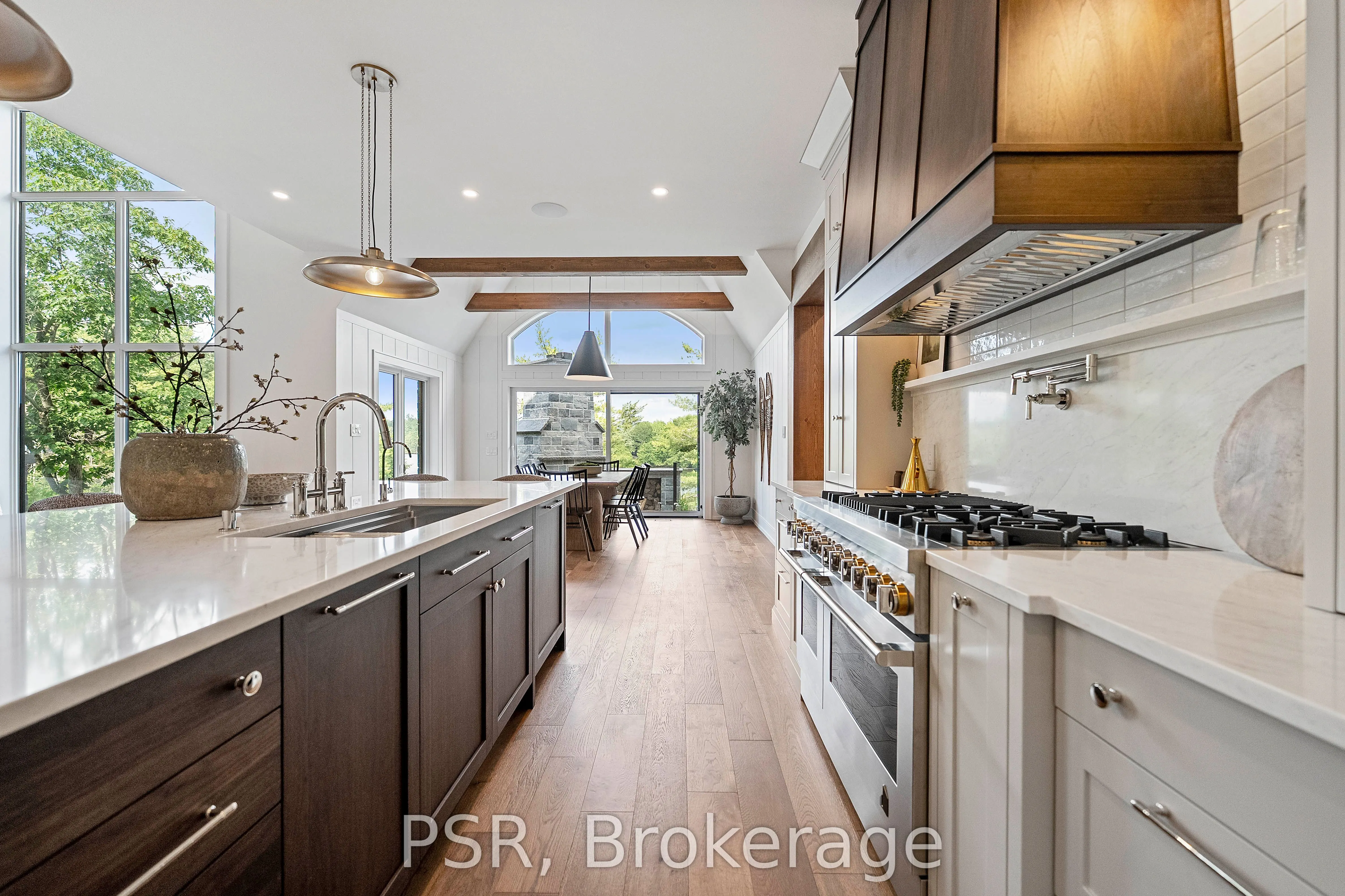 1031 Road 2900