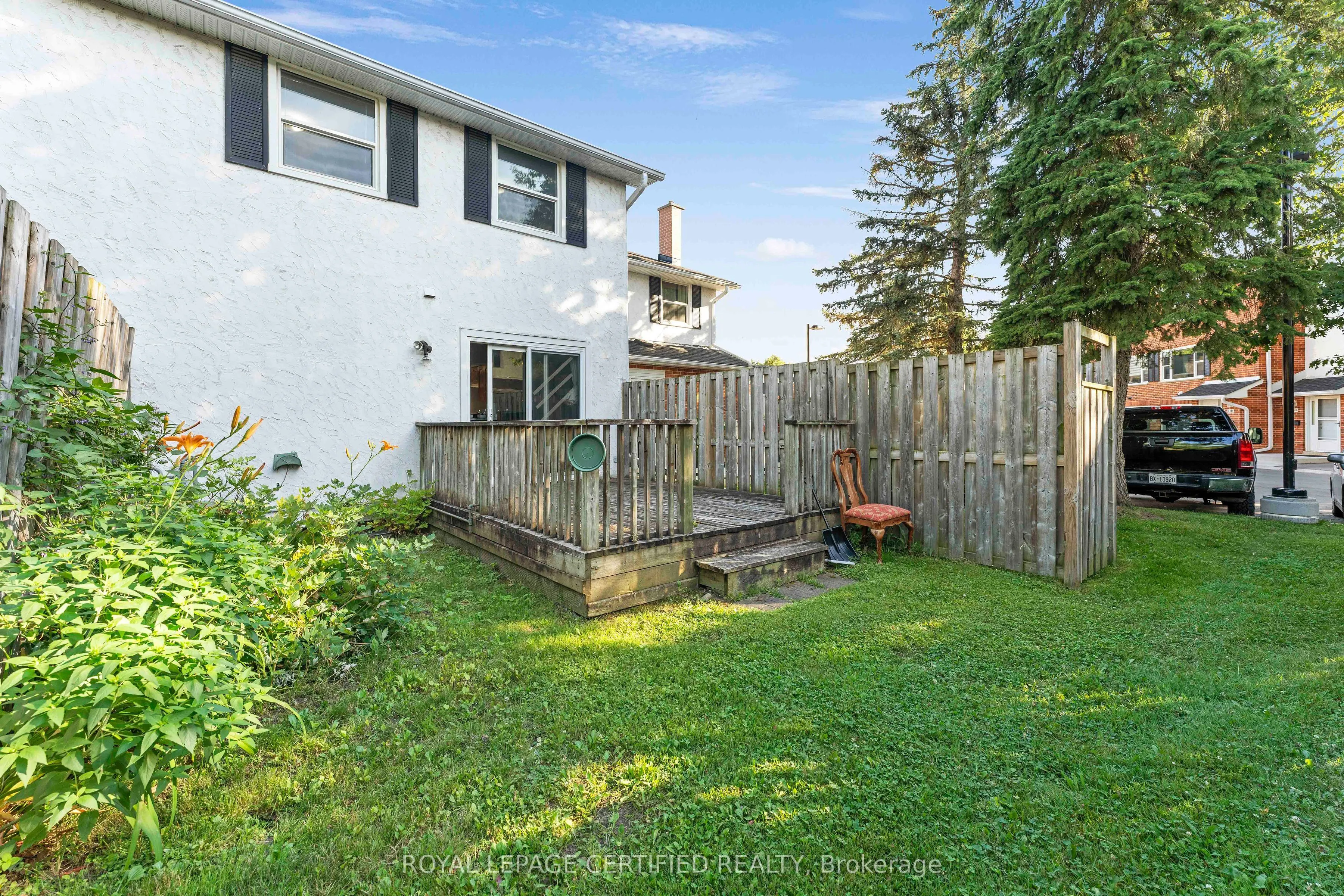 405 Keats Way #2
