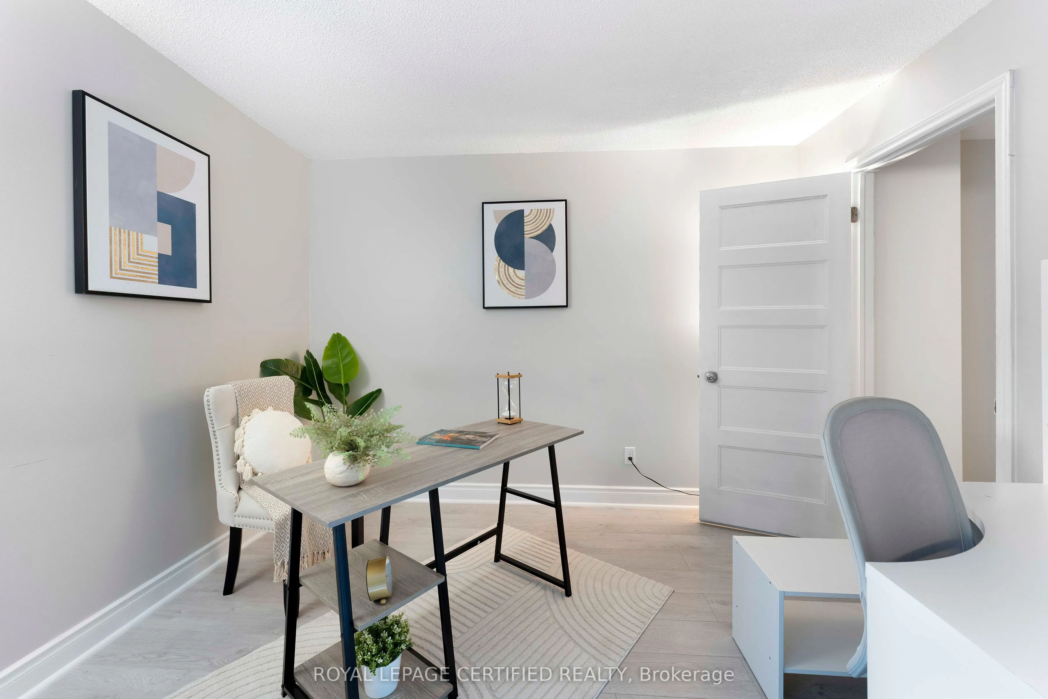 405 Keats Way #2