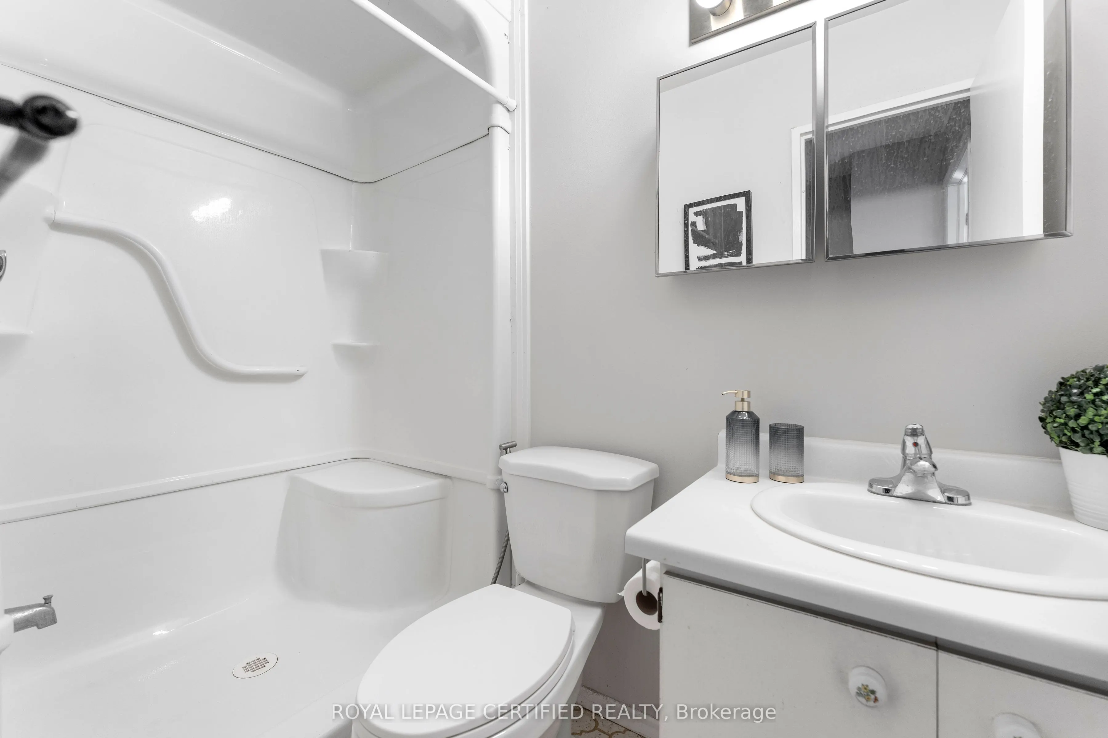 405 Keats Way #2