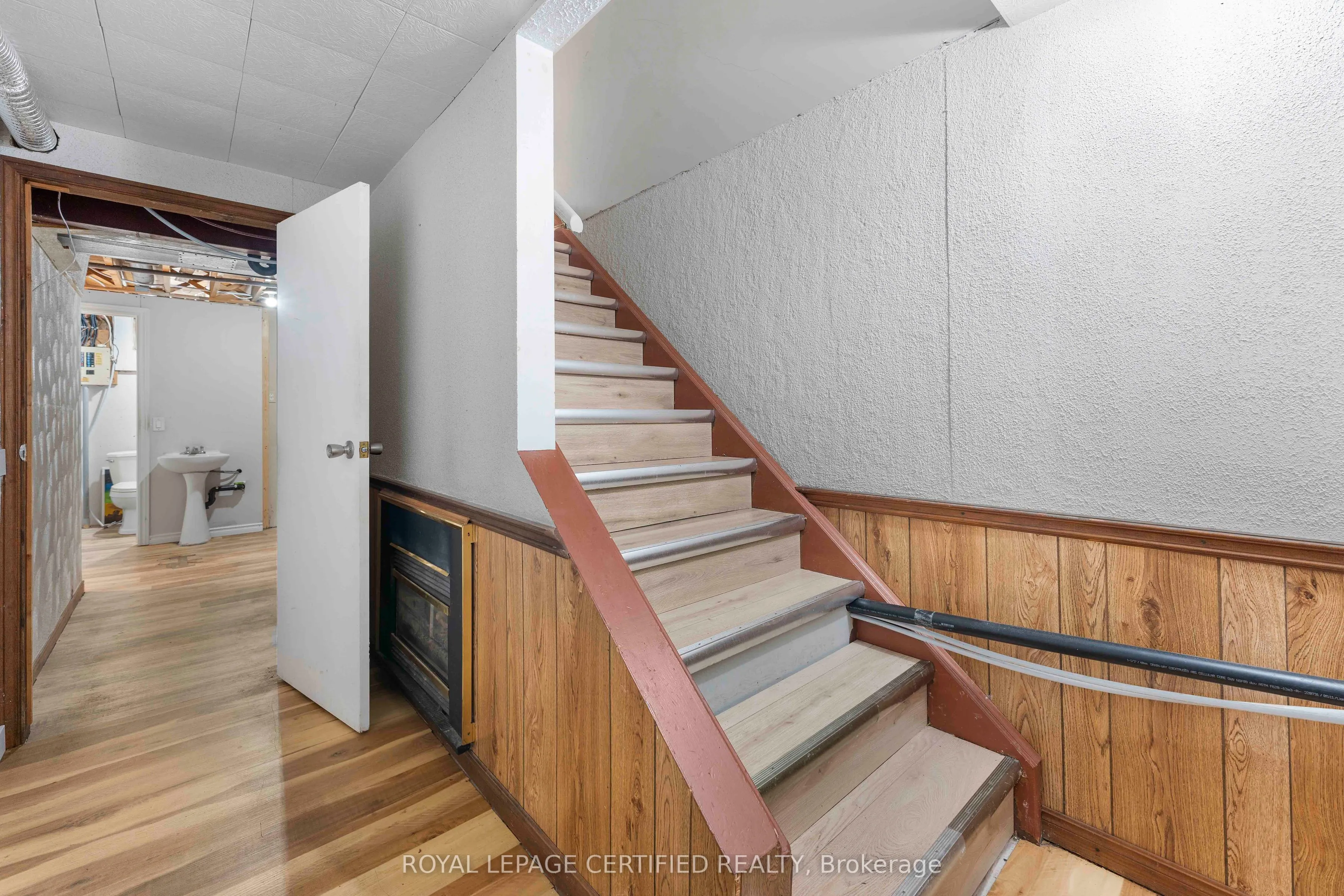 405 Keats Way #2