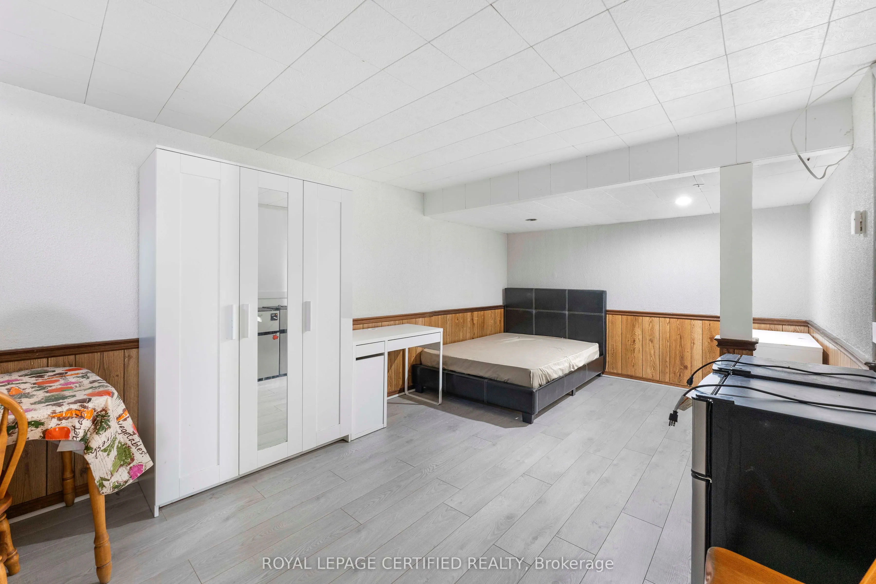 405 Keats Way #2