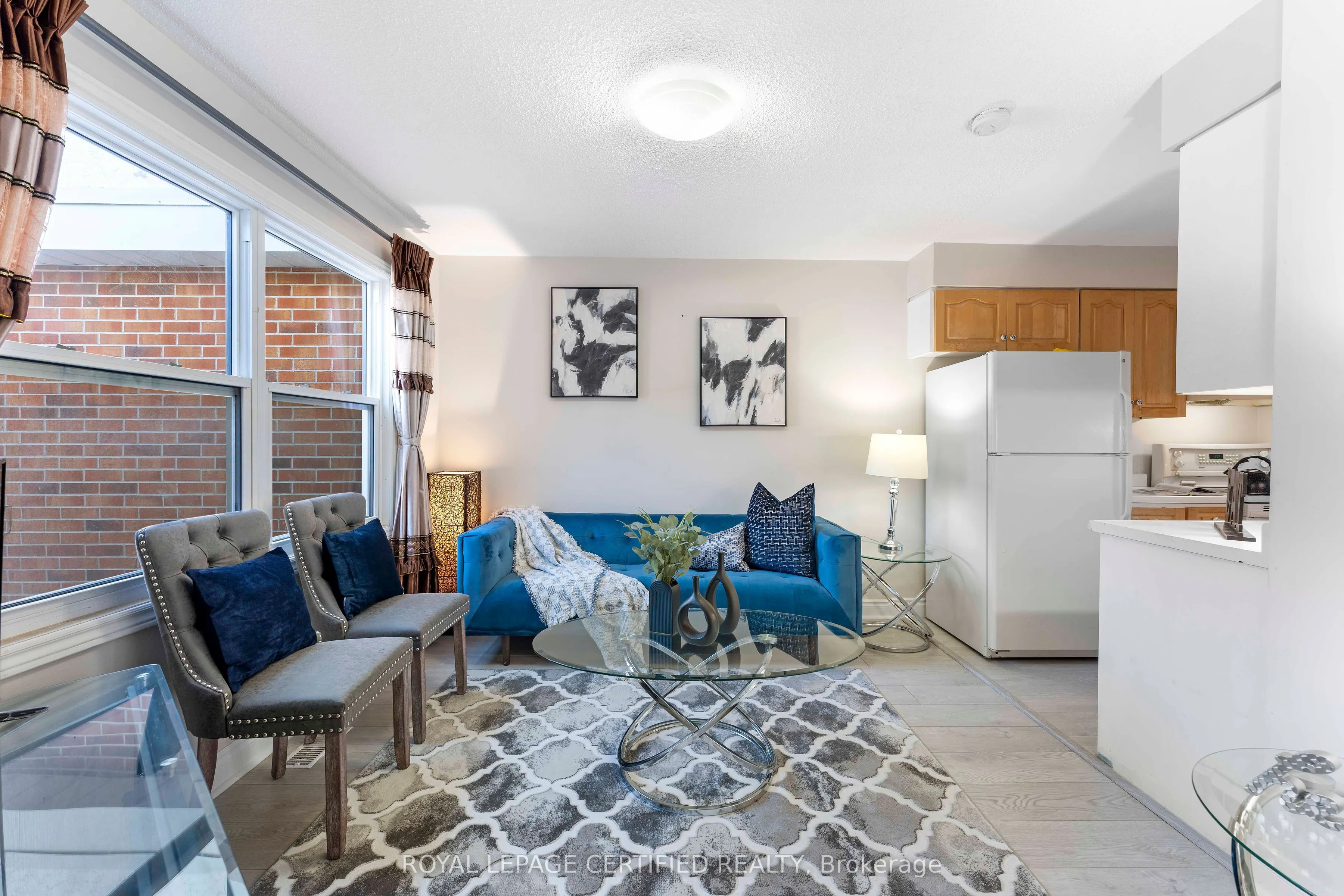 405 Keats Way #2