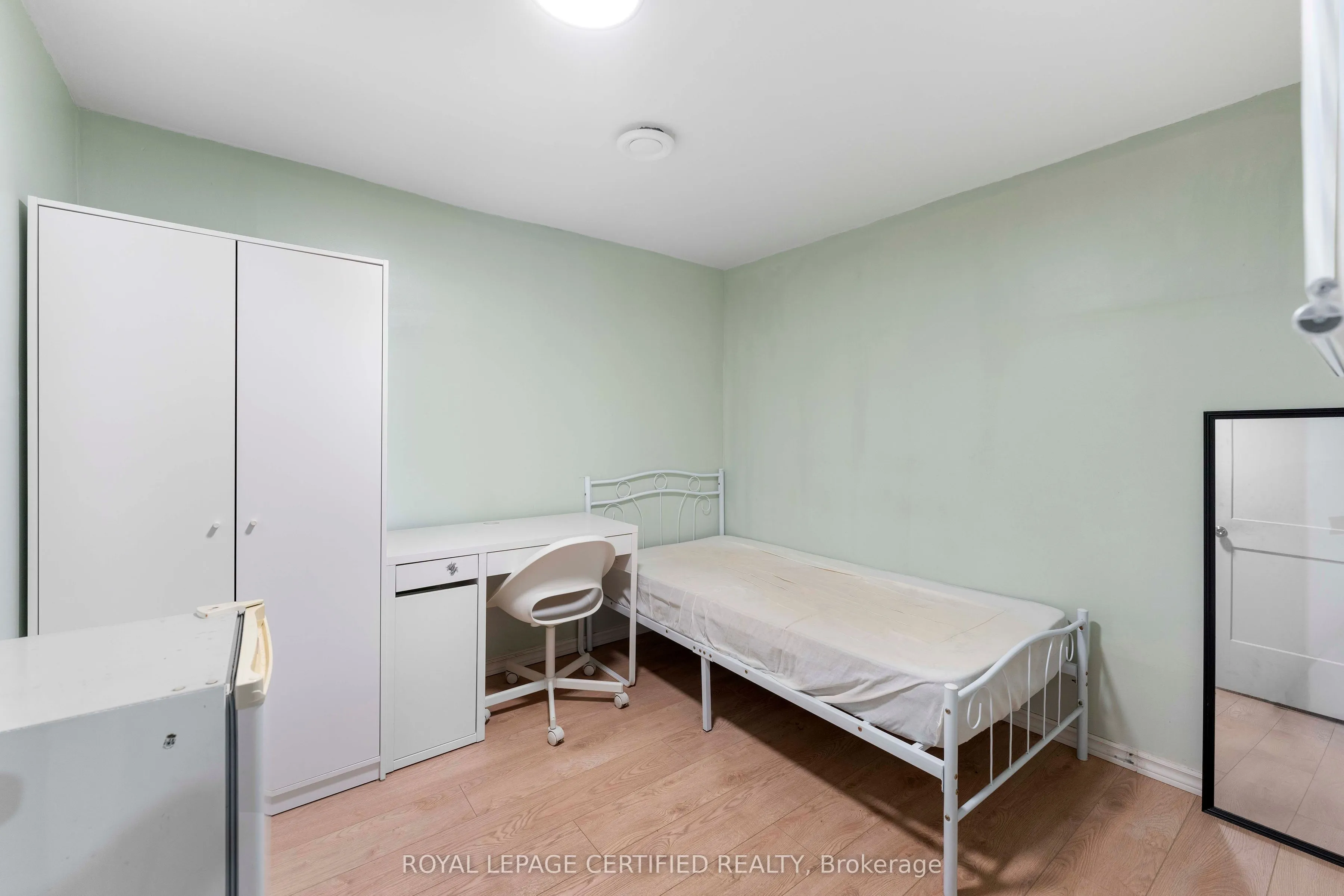 405 Keats Way #2